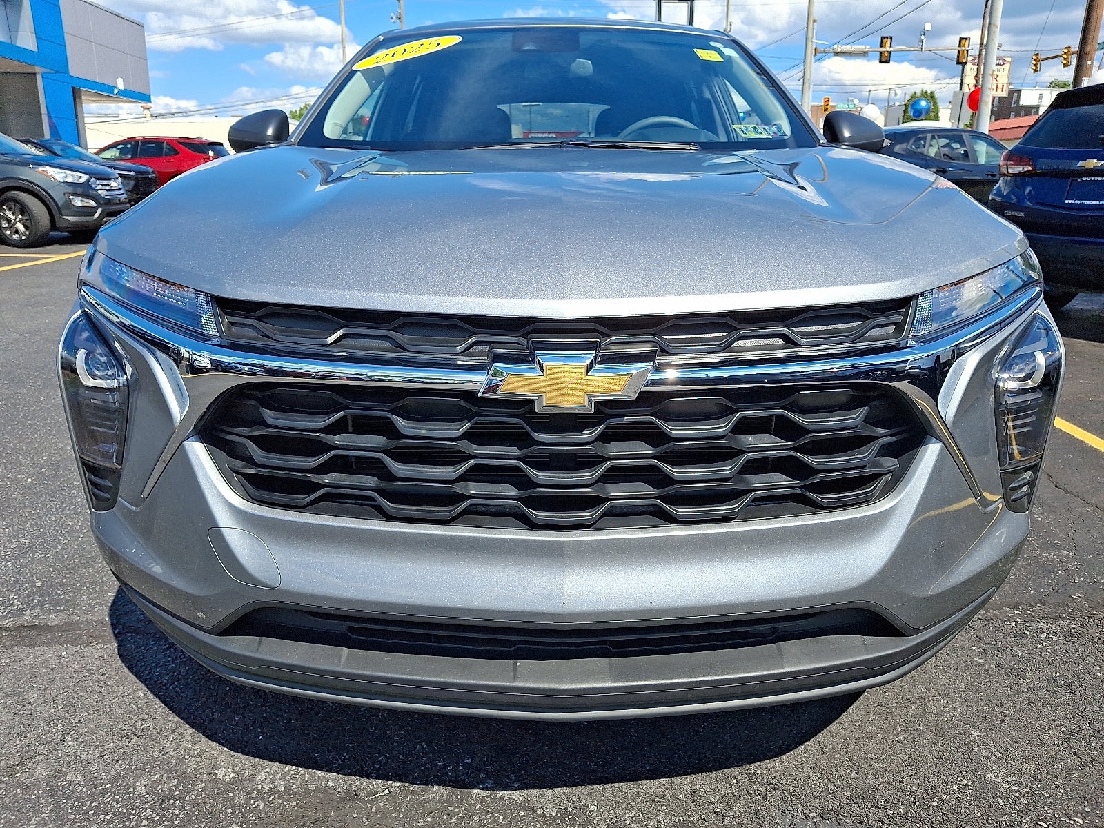 2025 Chevrolet Trax LS FWD