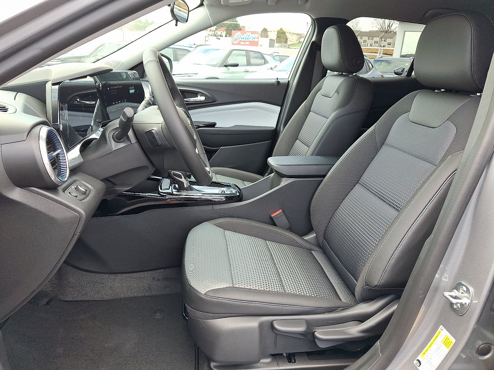 2026 Chevrolet Trax LT FWD