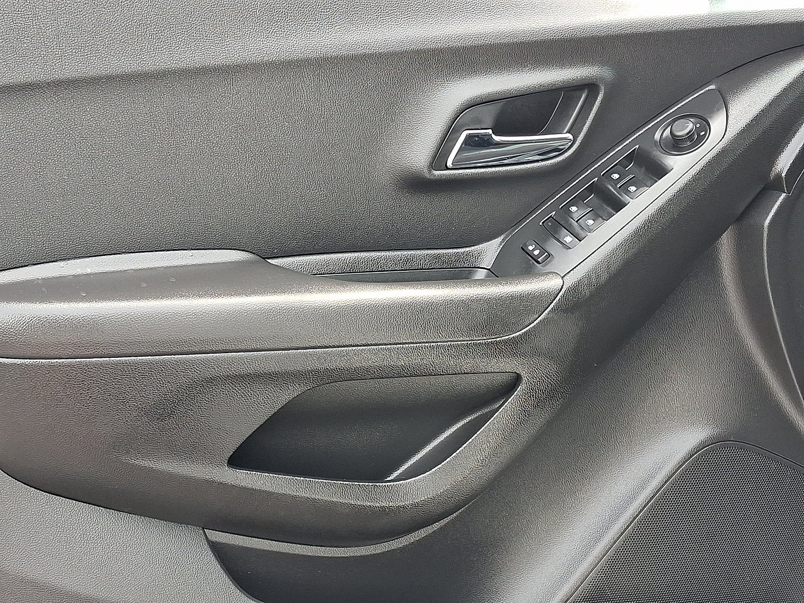 2020 Chevrolet Trax LS FWD