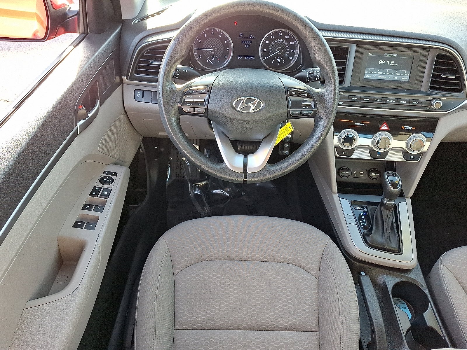 2019 Hyundai Elantra SE