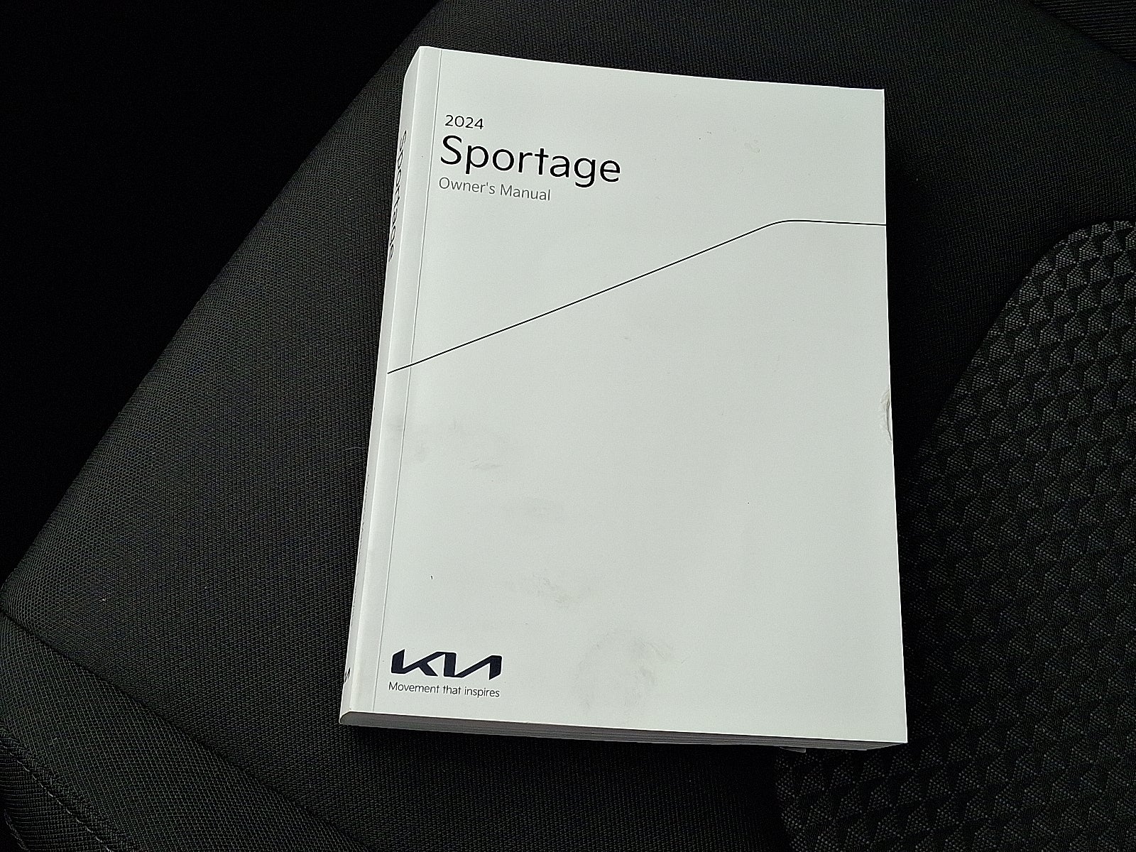 2024 Kia Sportage LX AWD