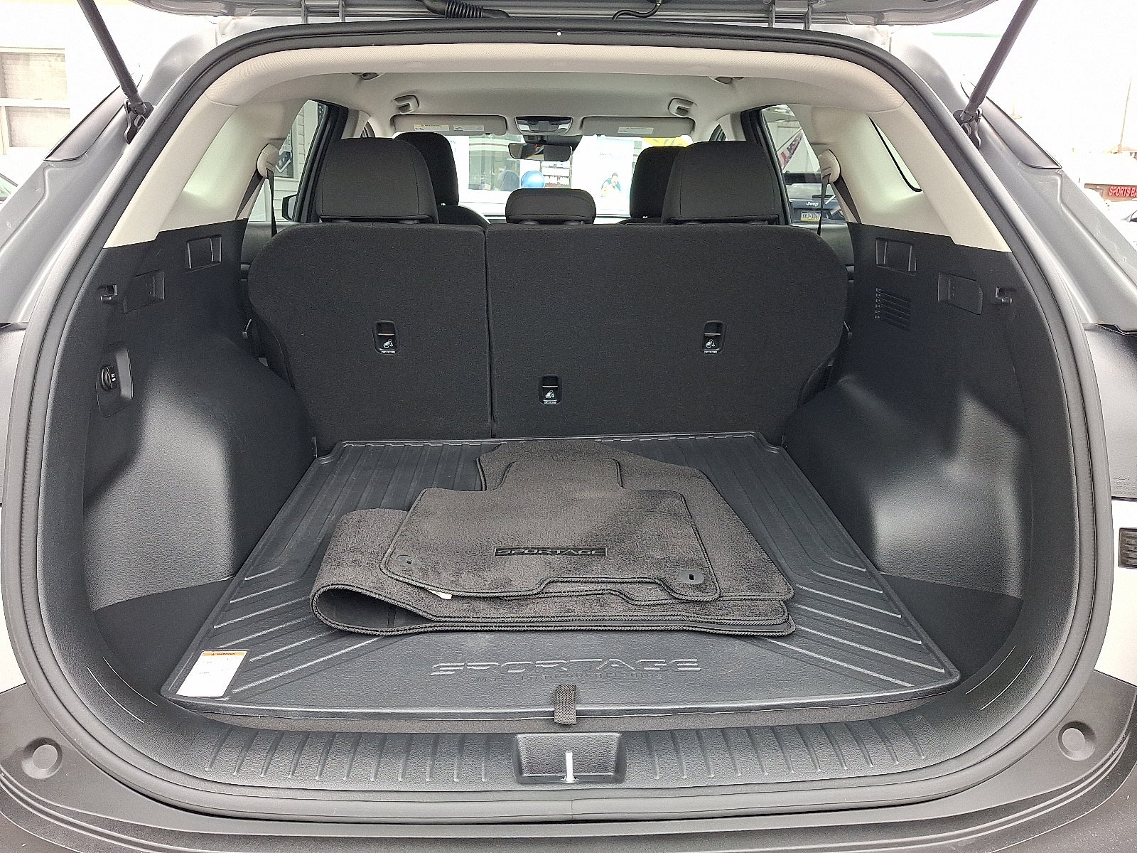 2024 Kia Sportage LX AWD