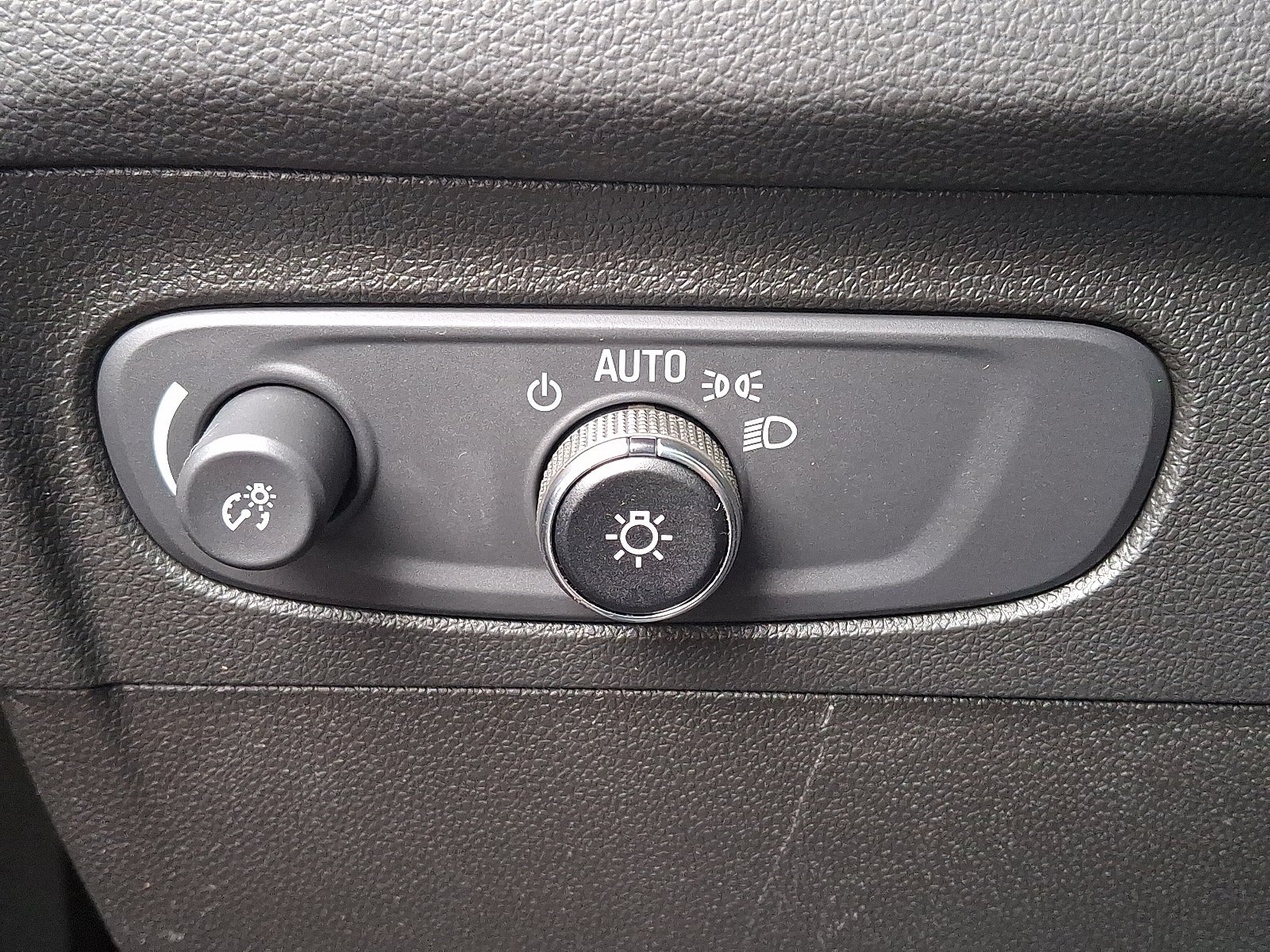 2022 Buick Envision Preferred FWD