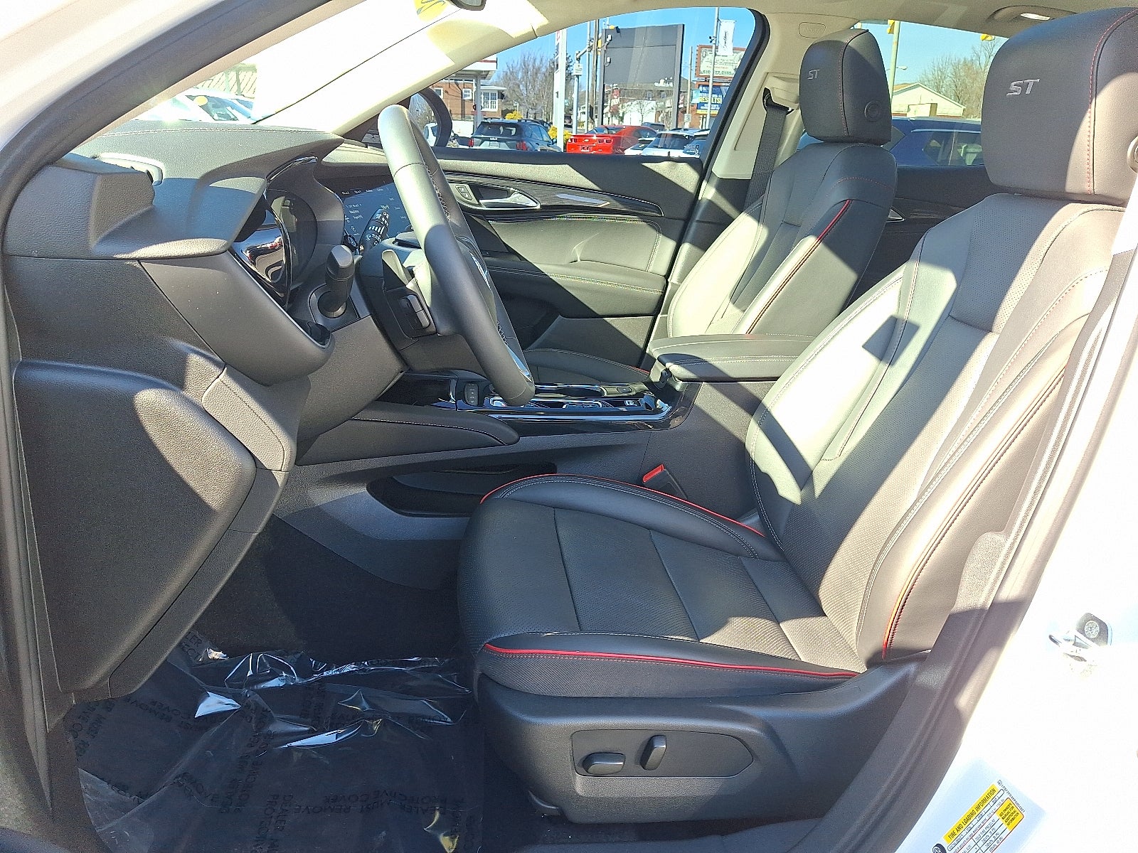 2023 Buick Envision Essence AWD