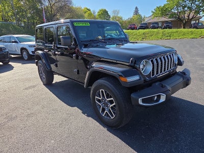 2025 Jeep Wrangler Sahara 4WD