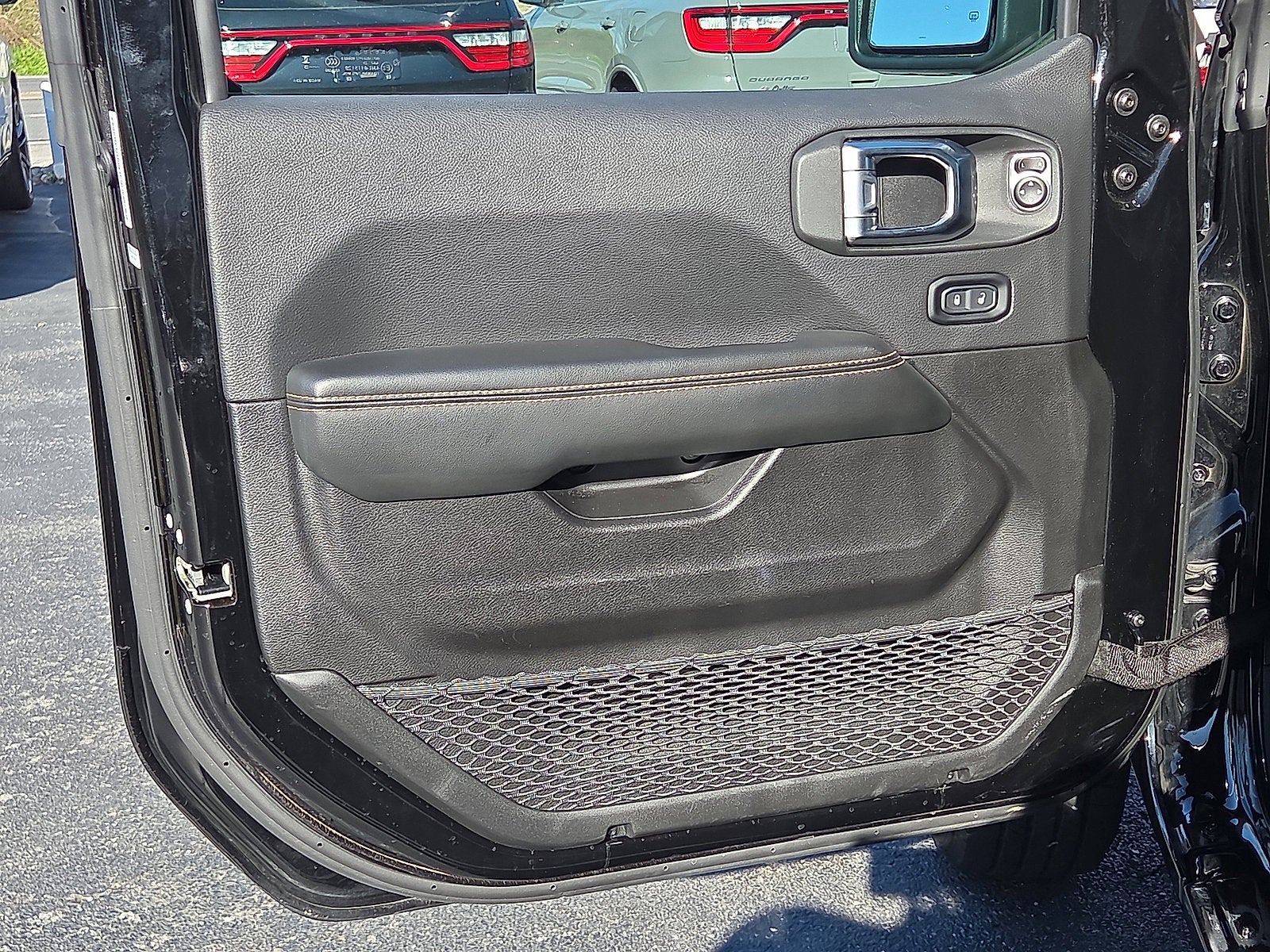 2025 Jeep Wrangler Sahara 4WD
