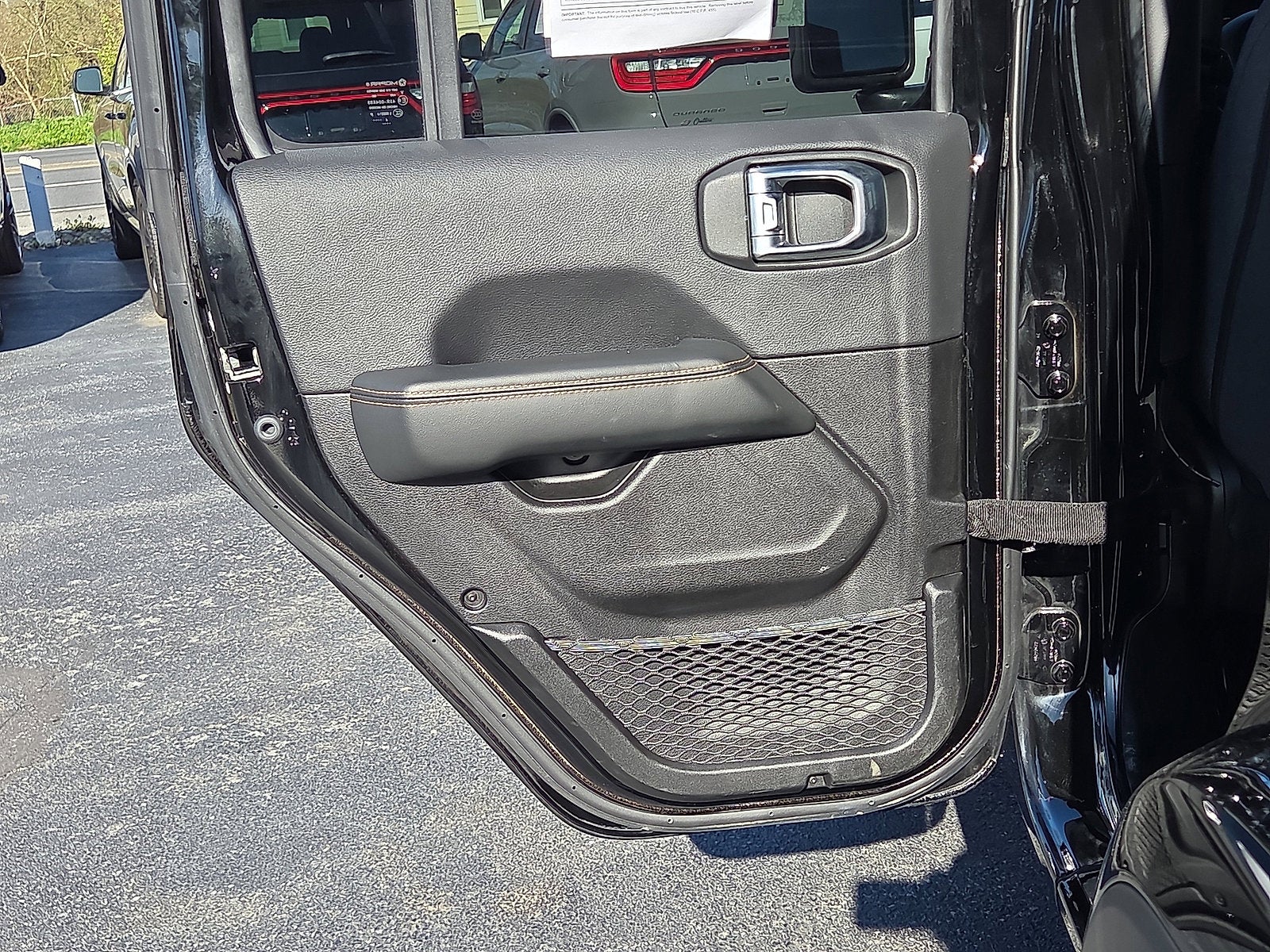 2025 Jeep Wrangler Sahara 4WD