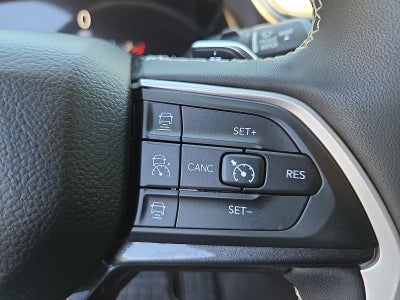 2023 Jeep Grand Cherokee Altitude 4WD