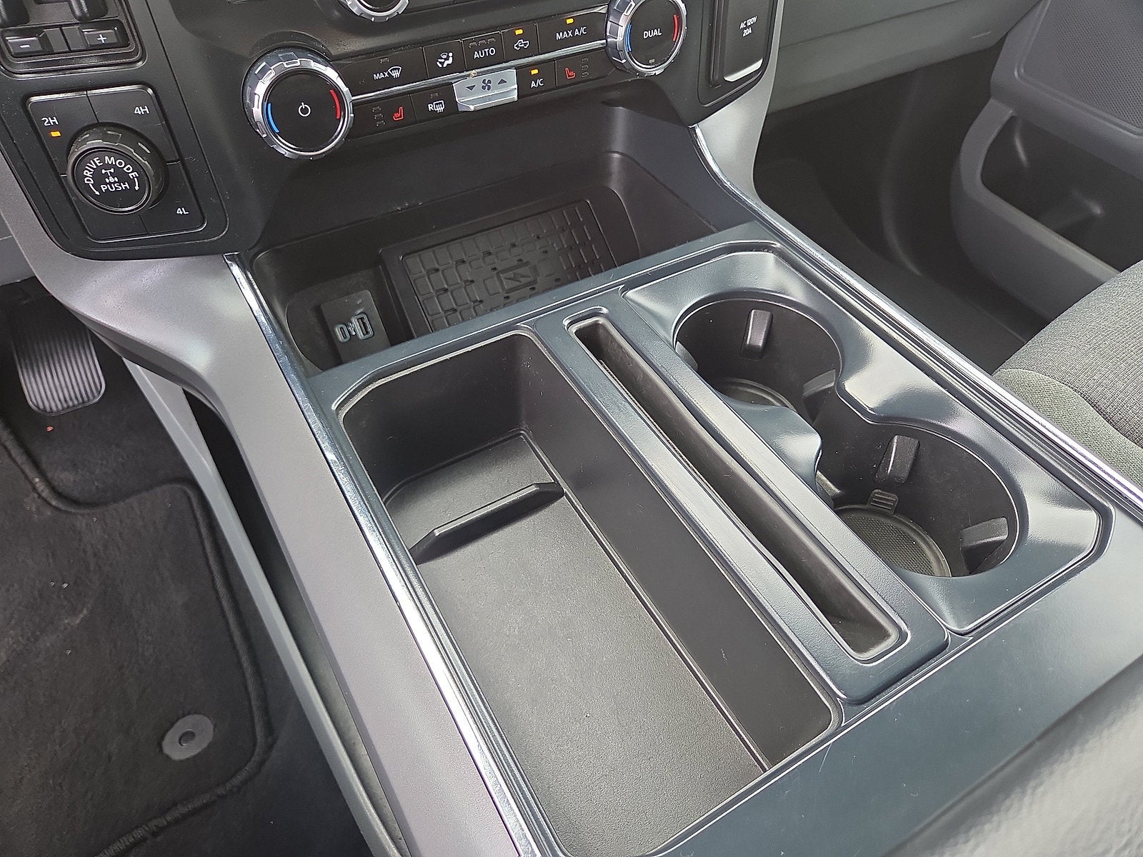 2024 Ford F-150 XLT 4WD