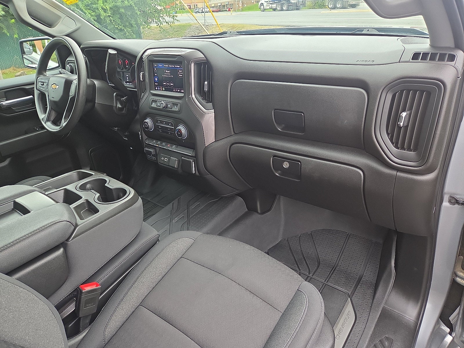 2024 Chevrolet Silverado 1500 Custom 4WD