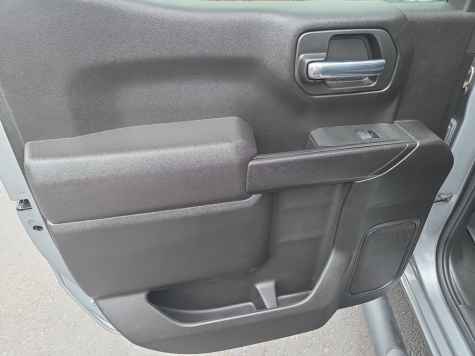 2024 Chevrolet Silverado 1500 Custom 4WD