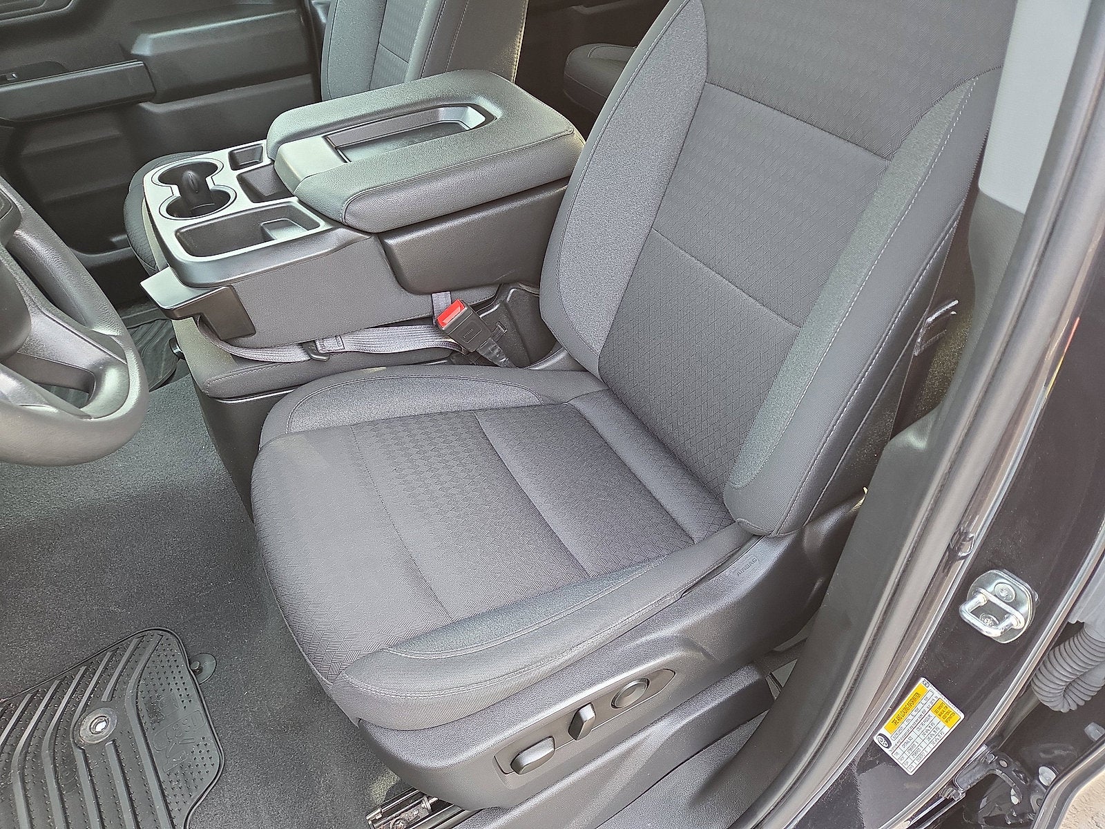 2022 Chevrolet Silverado 1500 Custom 4WD