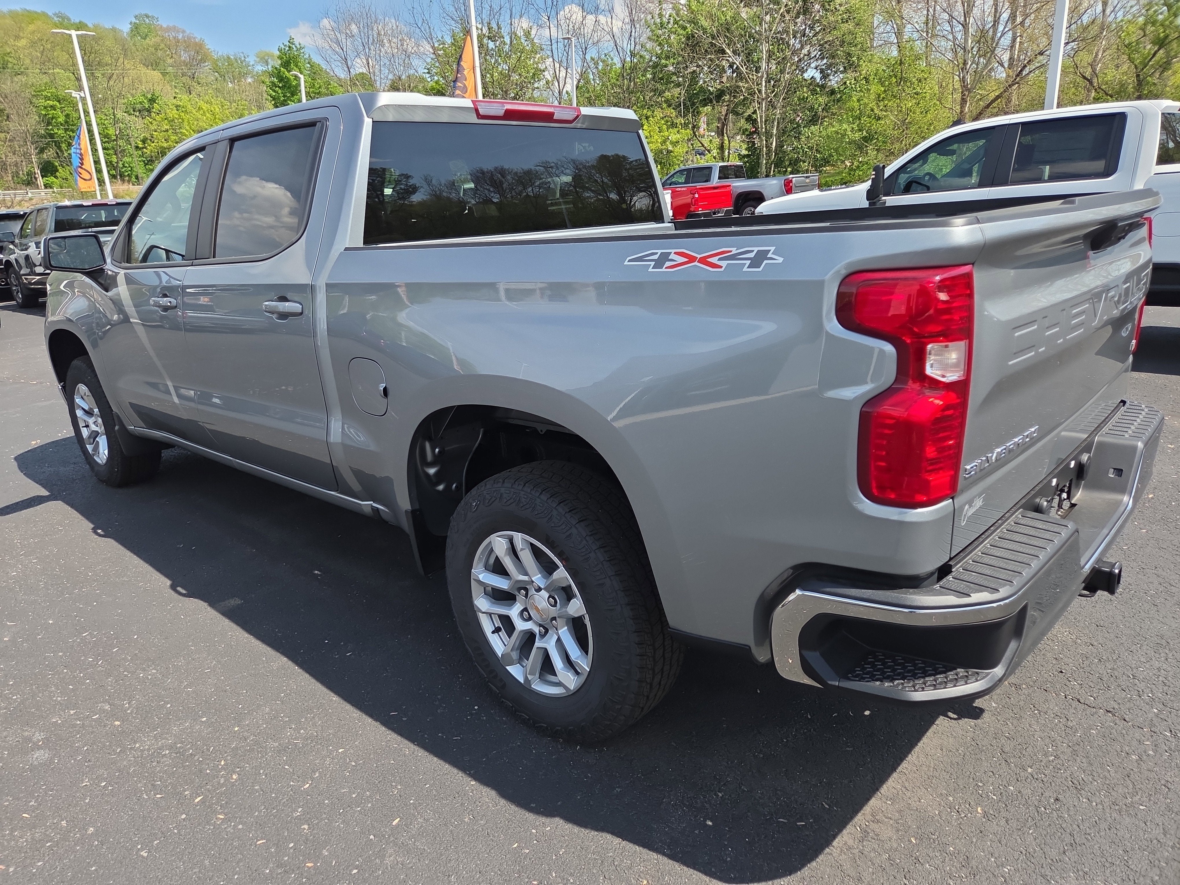 2026 Chevrolet Silverado 1500 LT (2FL) 4WD