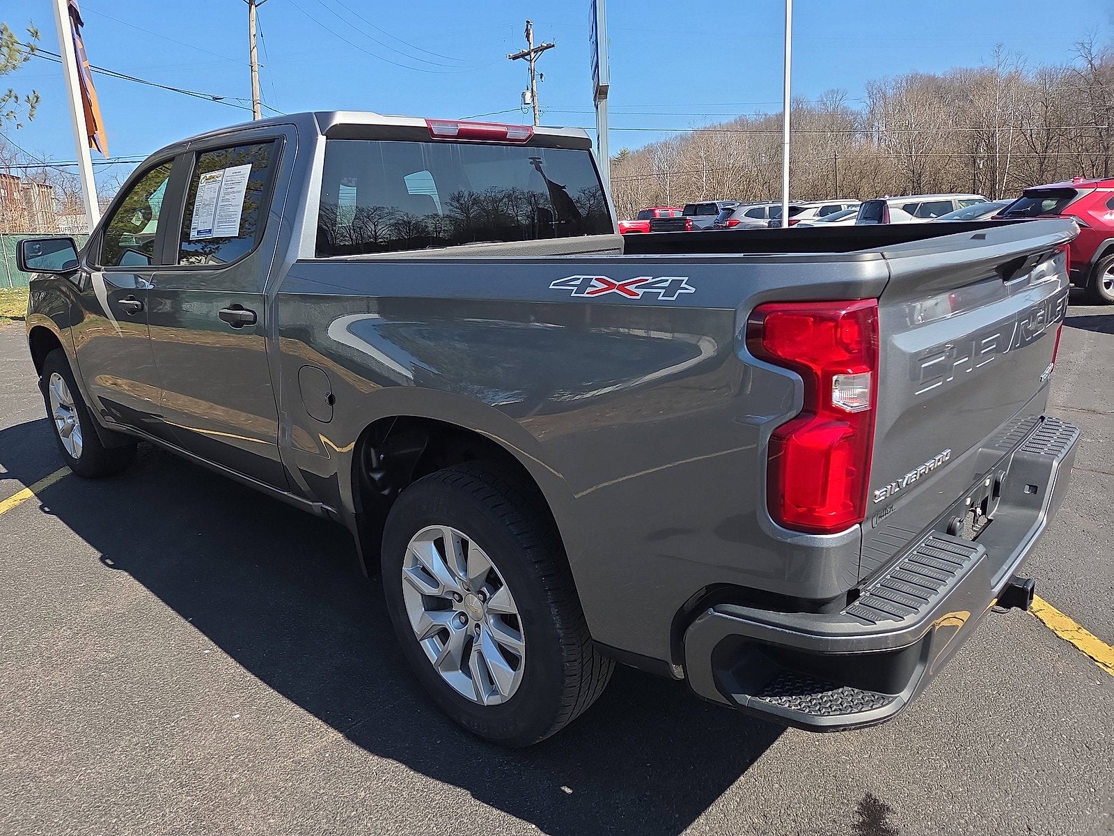 2022 Chevrolet Silverado 1500 LTD Custom 4WD