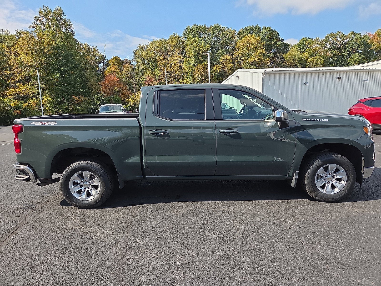 2025 Chevrolet Silverado 1500 LT 4WD