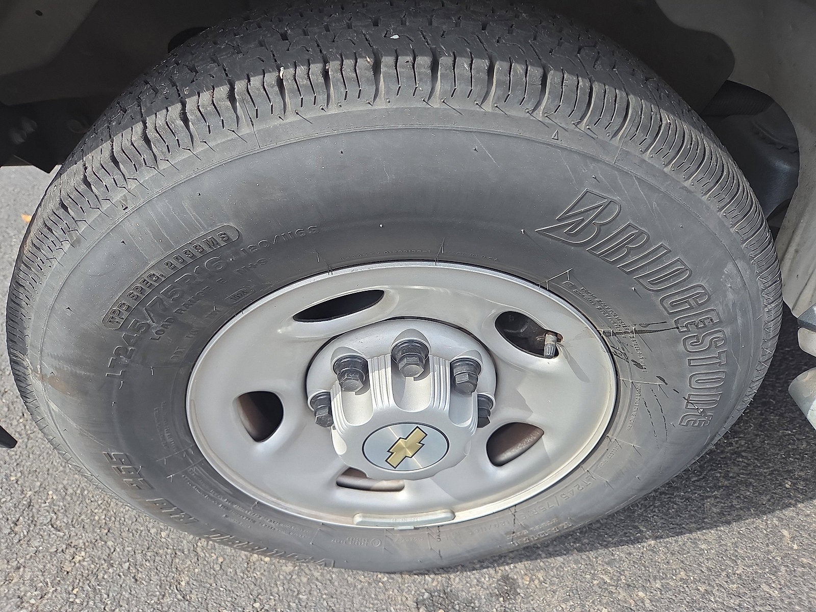 2024 Chevrolet Express Cargo 2500 WT RWD