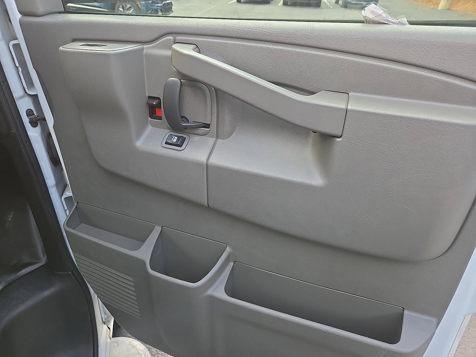 2024 Chevrolet Express Cargo 2500 WT RWD