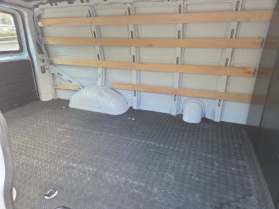 2024 Chevrolet Express Cargo 2500 WT RWD