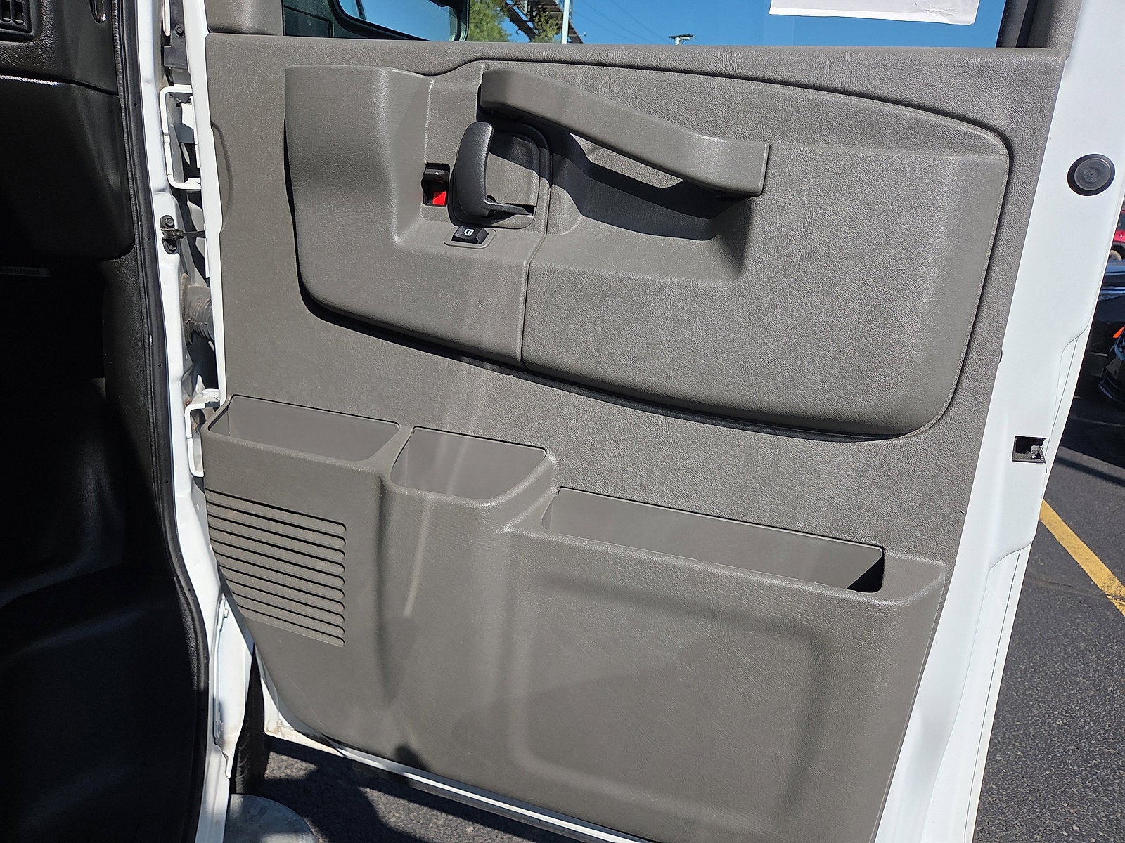 2024 Chevrolet Express Cargo 2500 WT RWD