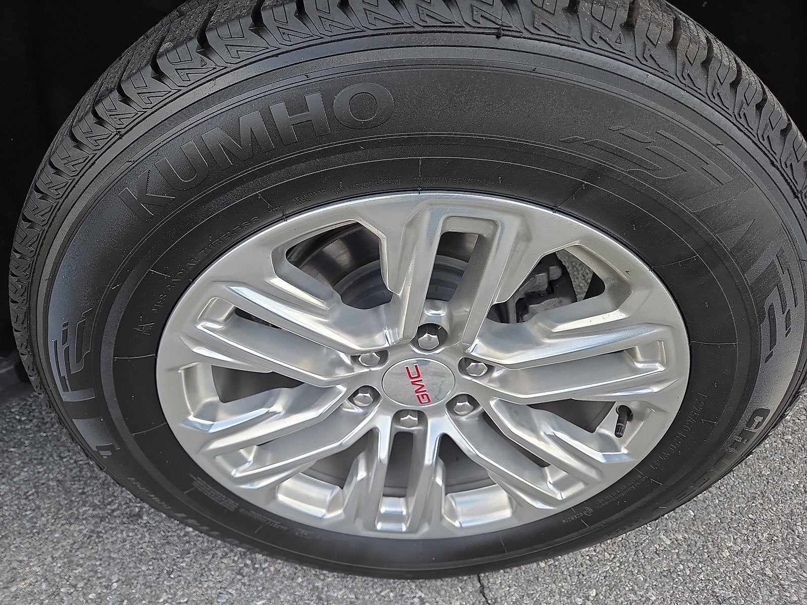 2024 GMC Yukon SLT 4WD