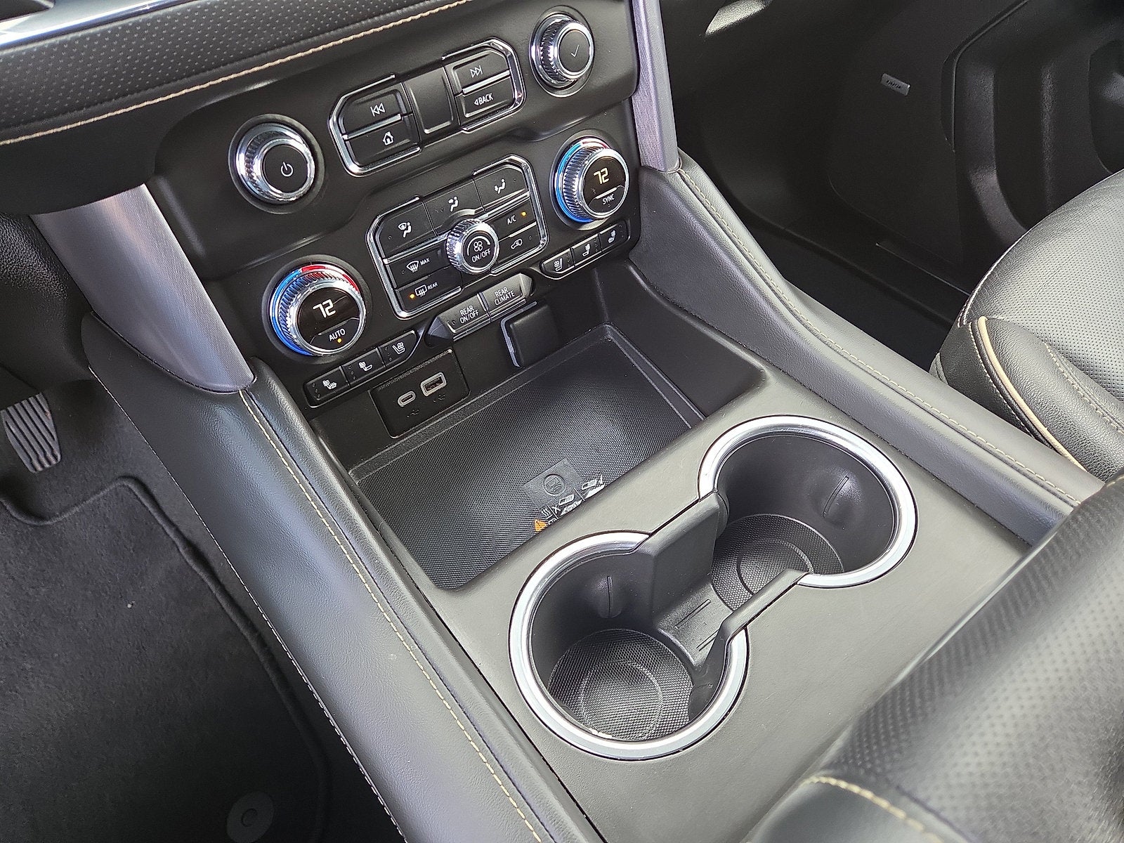 2024 GMC Yukon SLT 4WD