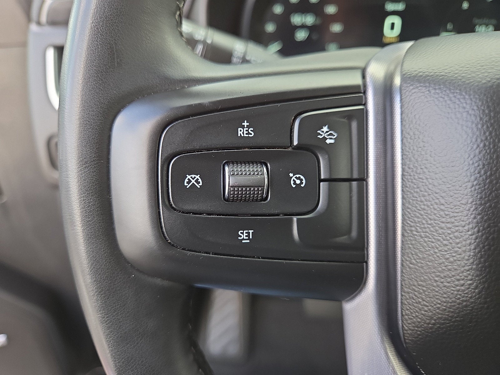 2024 GMC Yukon SLT 4WD