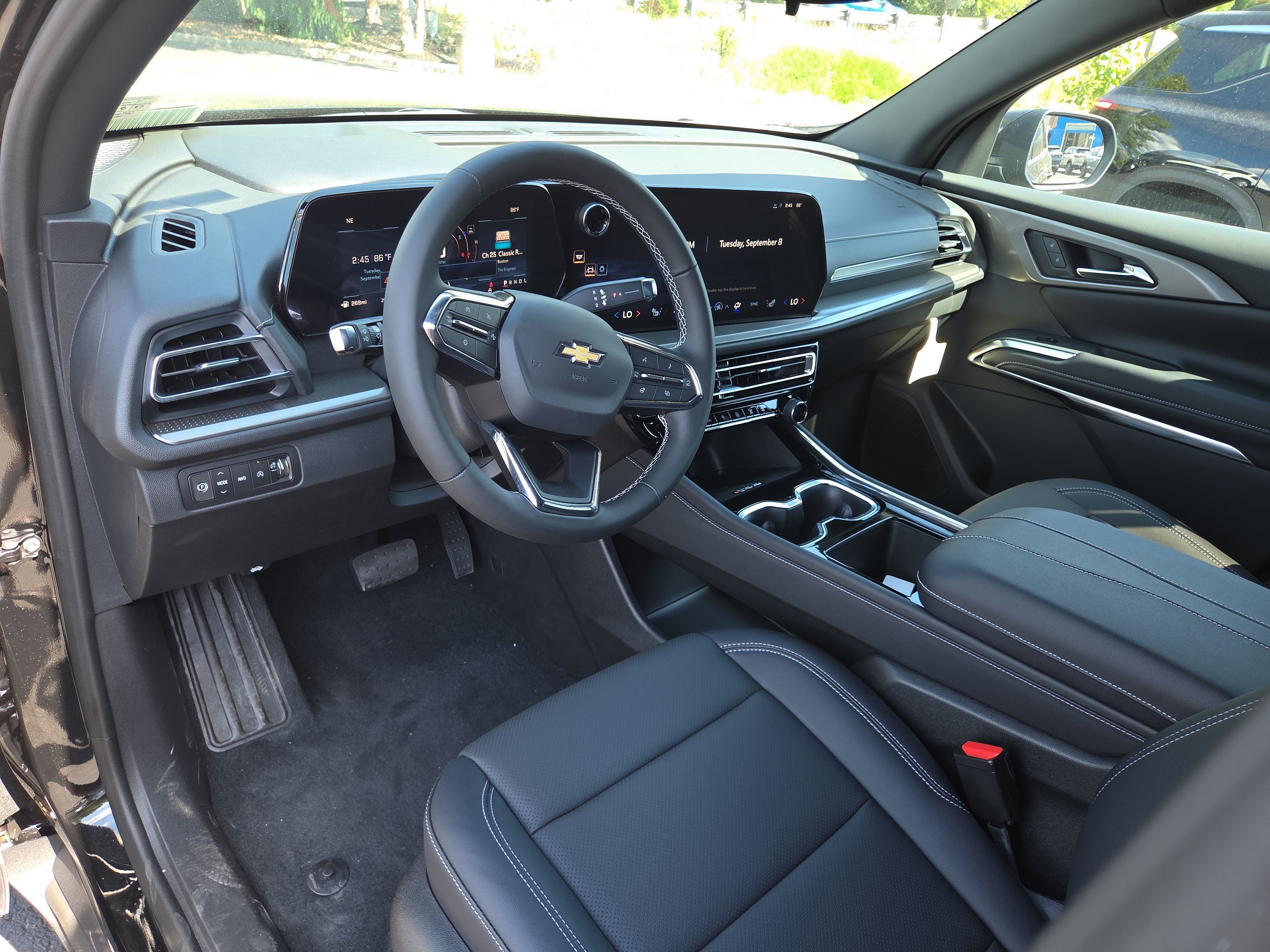2027 Chevrolet Traverse LT AWD