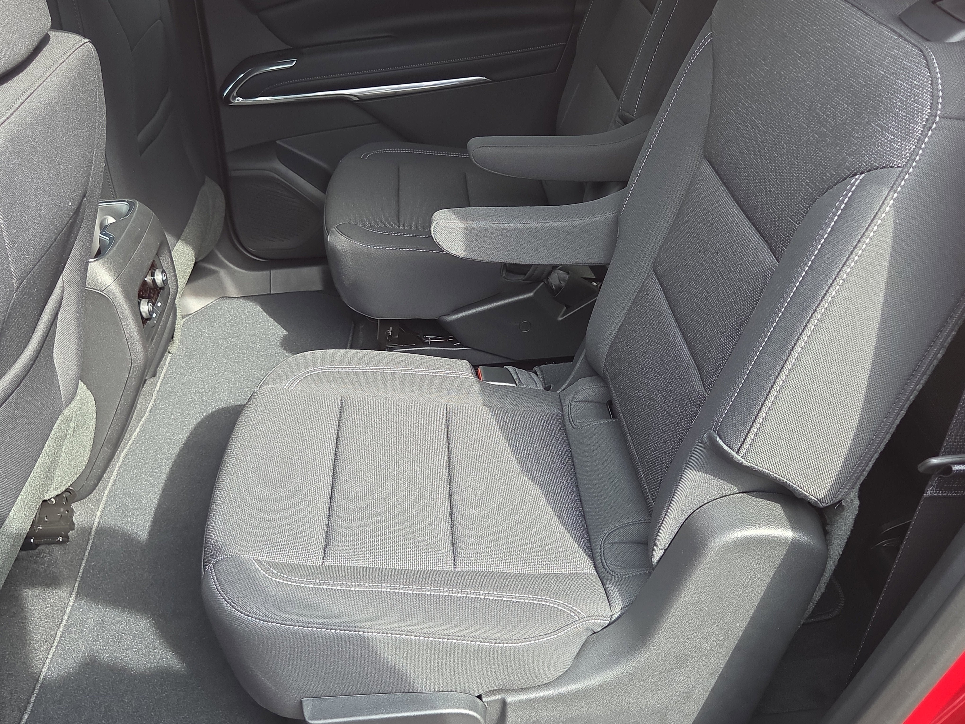 2026 Chevrolet Traverse LT AWD