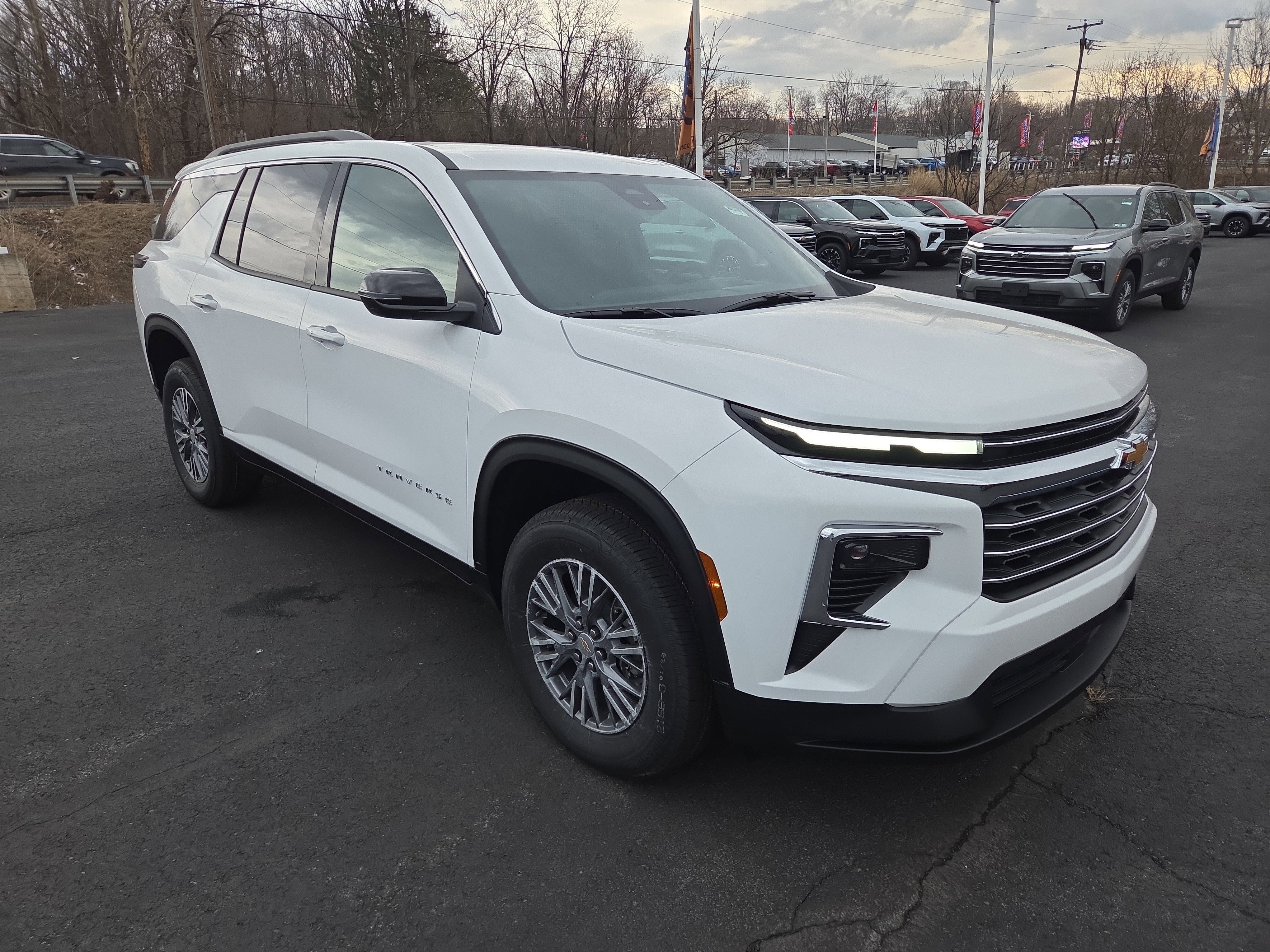 2026 Chevrolet Traverse LT AWD