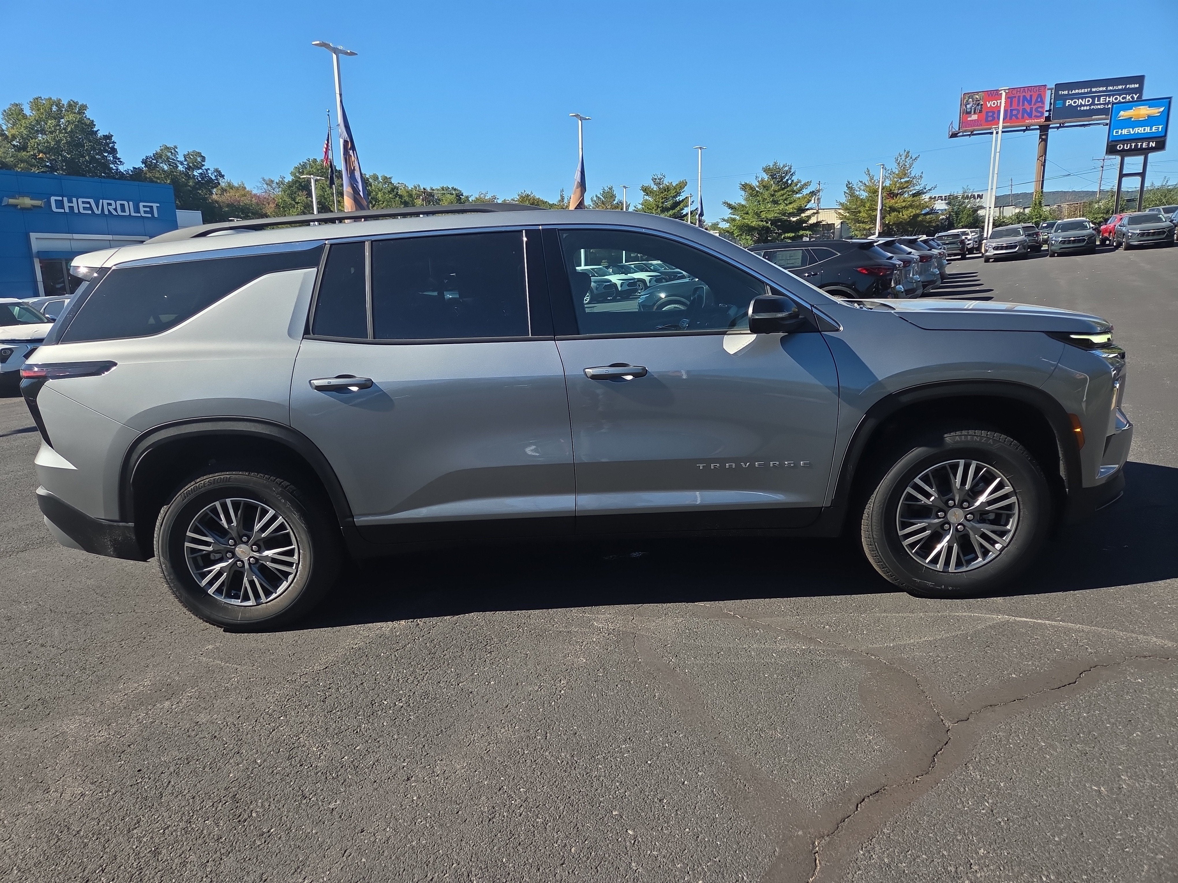2027 Chevrolet Traverse LT AWD