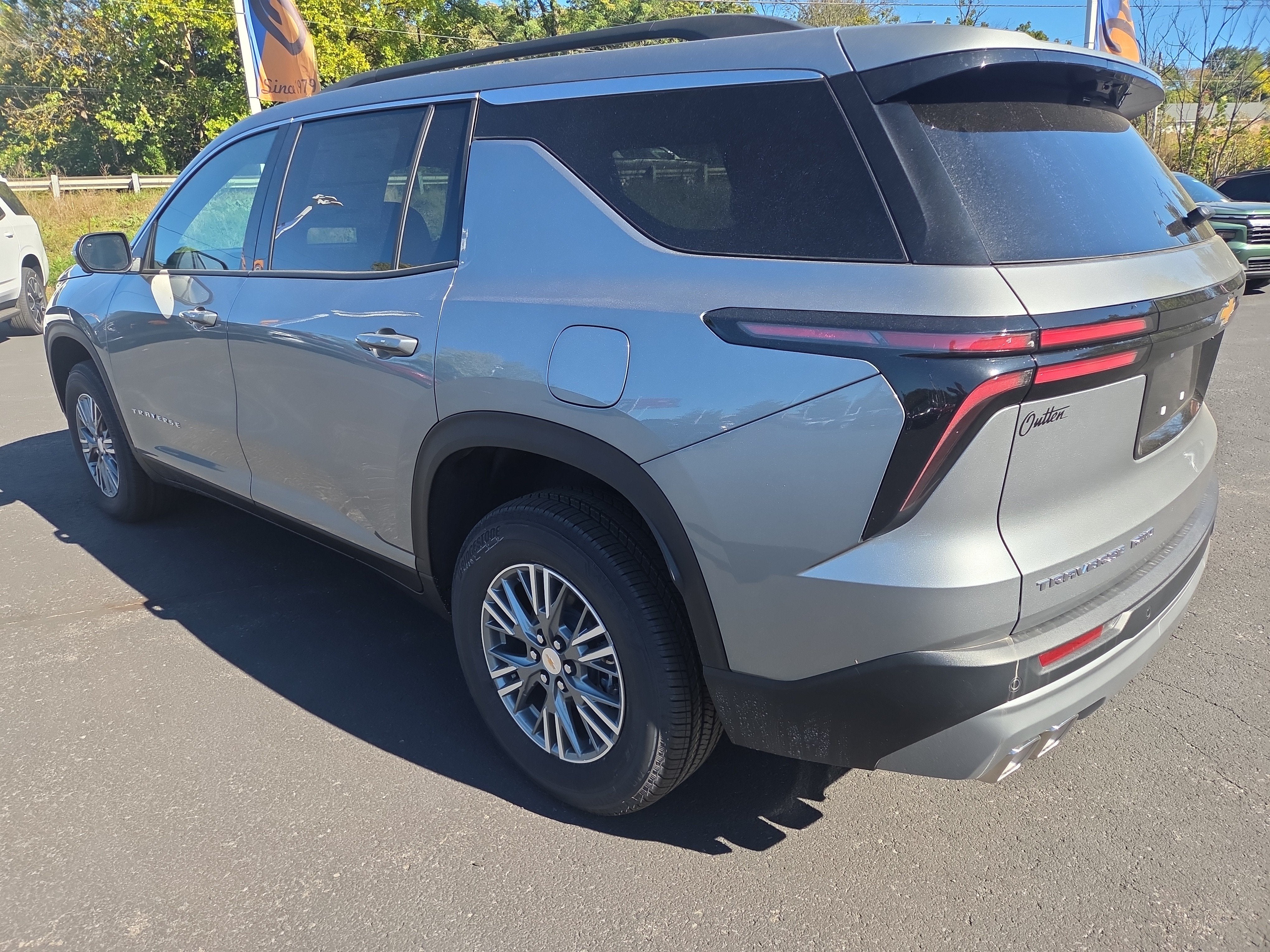 2027 Chevrolet Traverse LT AWD