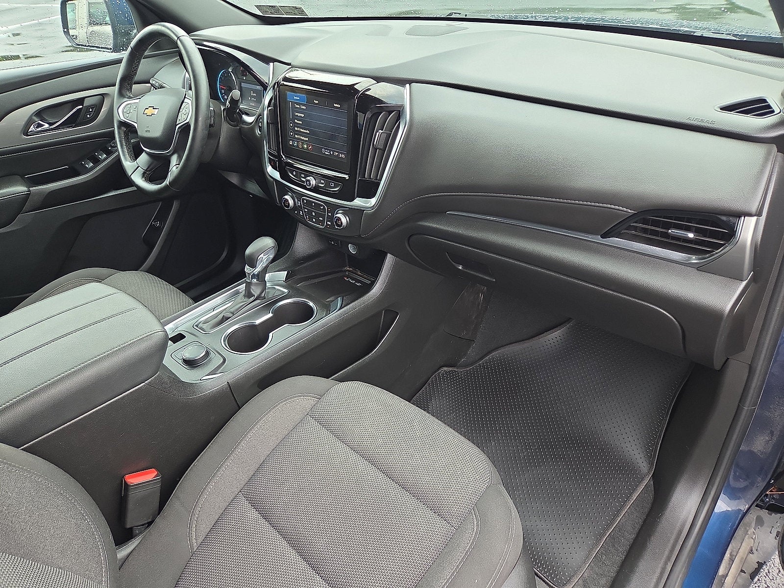 2023 Chevrolet Traverse LT Cloth AWD