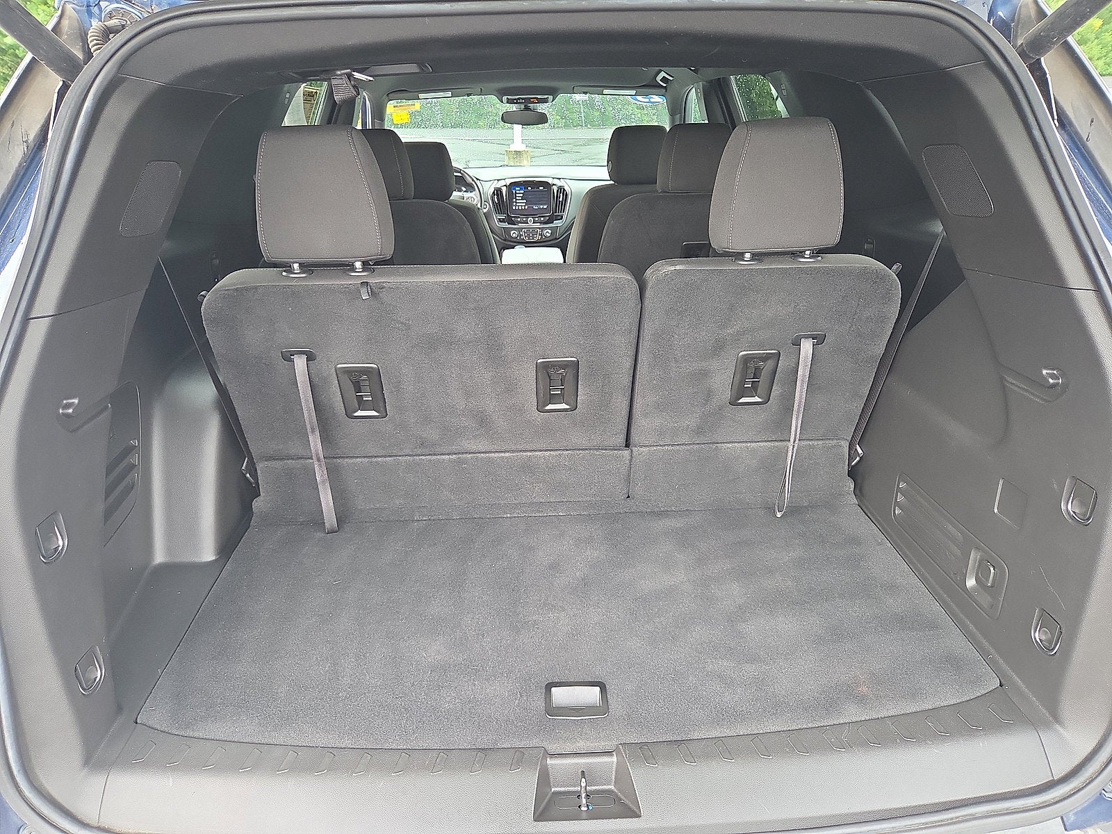 2023 Chevrolet Traverse LT Cloth AWD