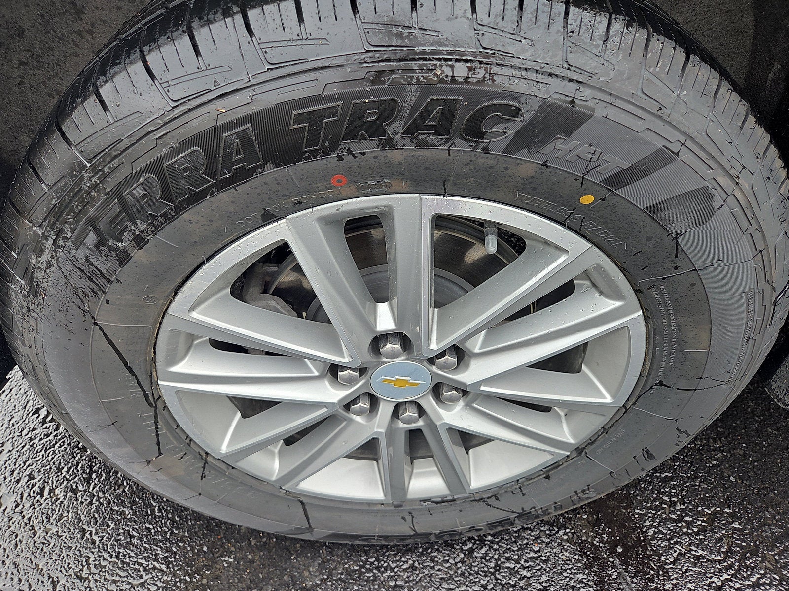 2023 Chevrolet Traverse LT Cloth AWD