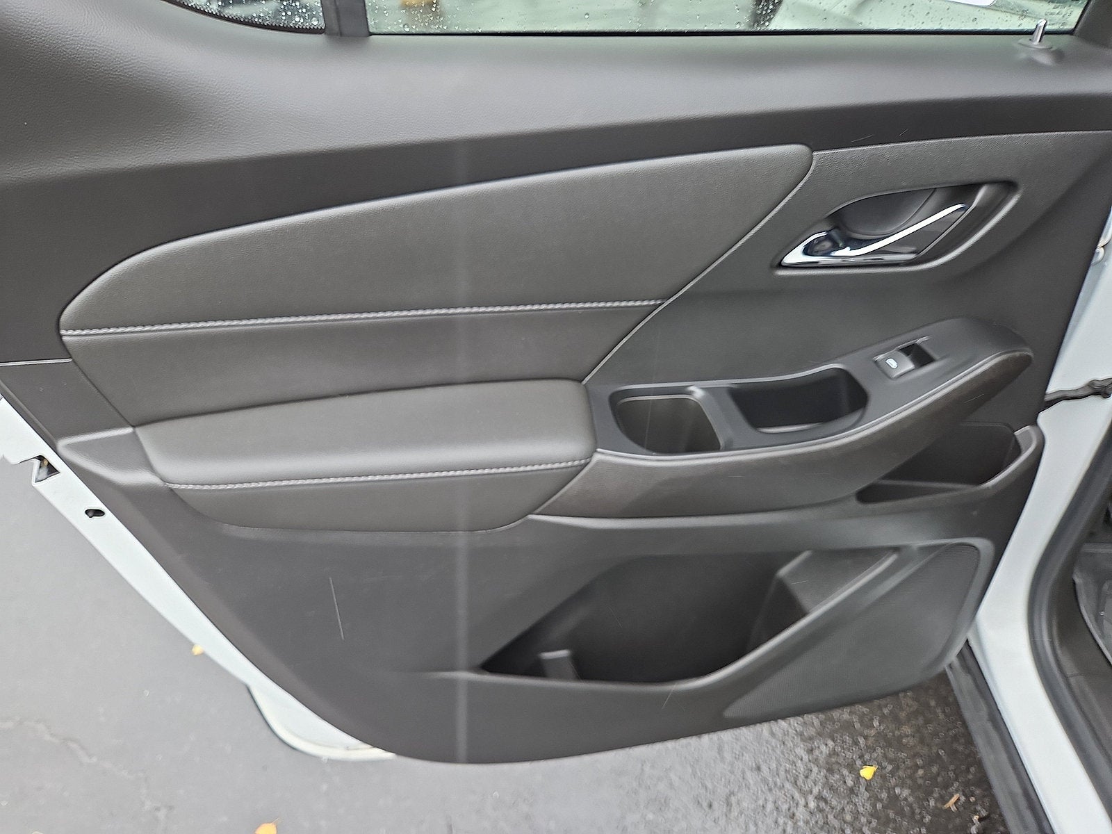 2023 Chevrolet Traverse LT Cloth AWD