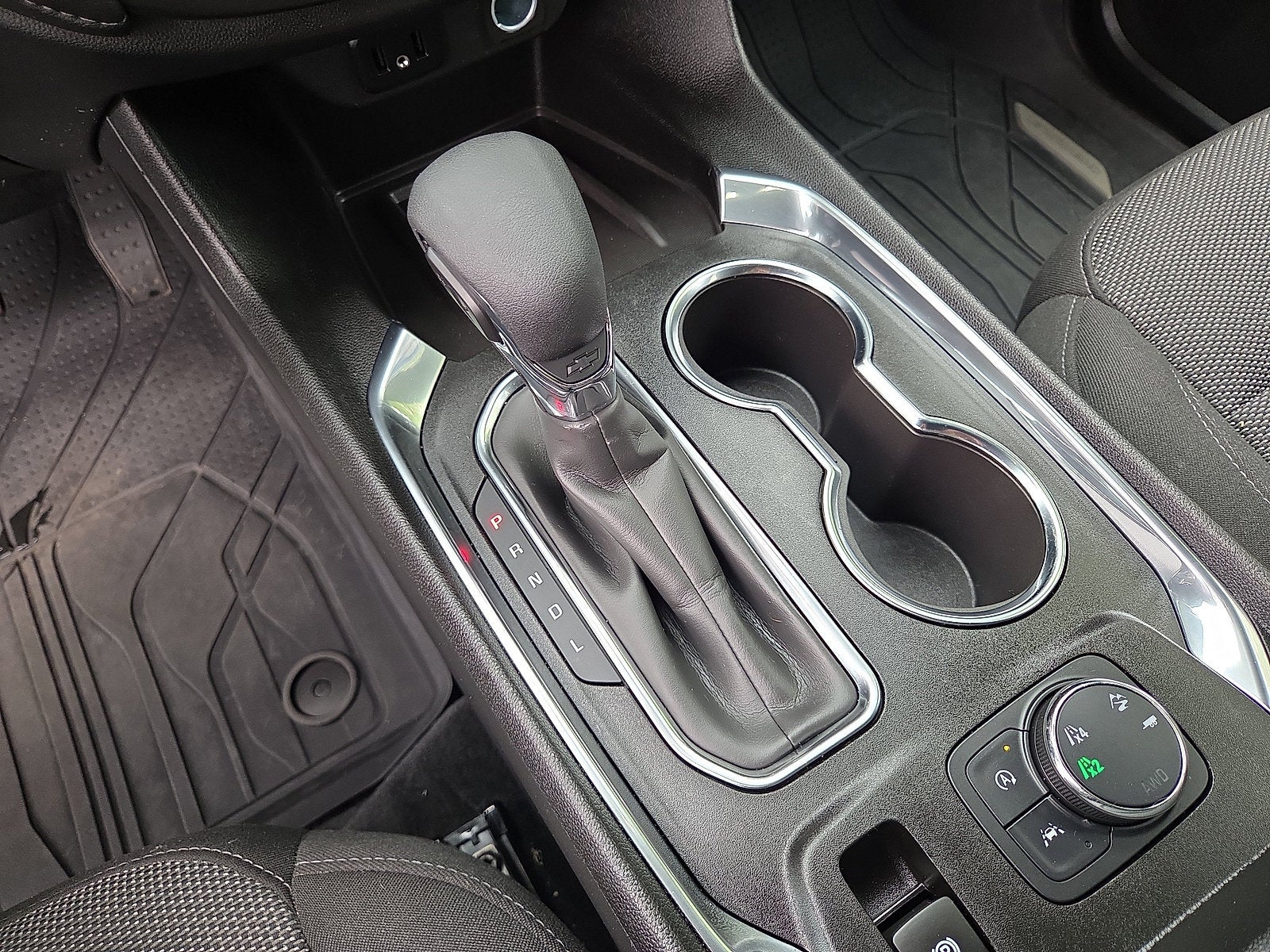 2023 Chevrolet Traverse LT Cloth AWD