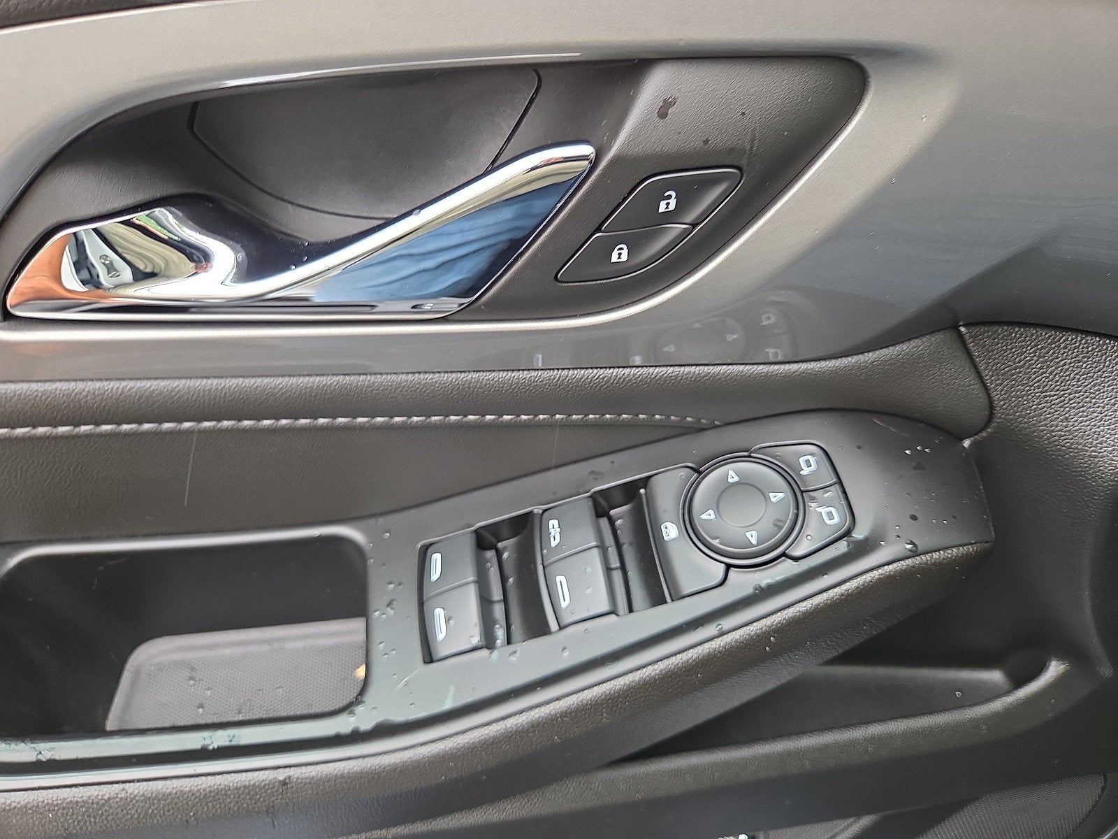 2023 Chevrolet Traverse LT Cloth AWD