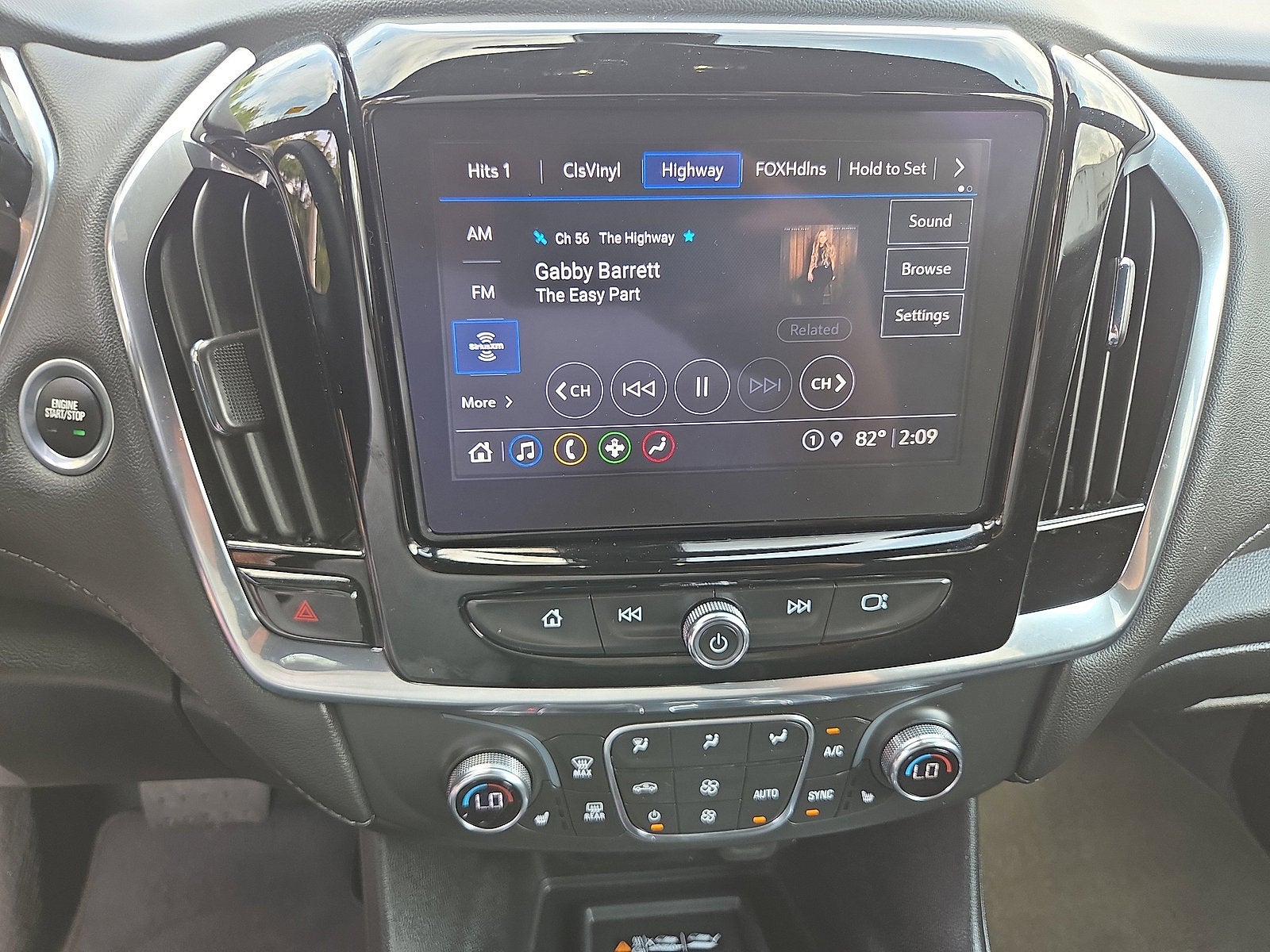 2023 Chevrolet Traverse LT Cloth AWD