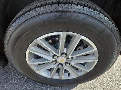 2023 Chevrolet Traverse LT Cloth AWD