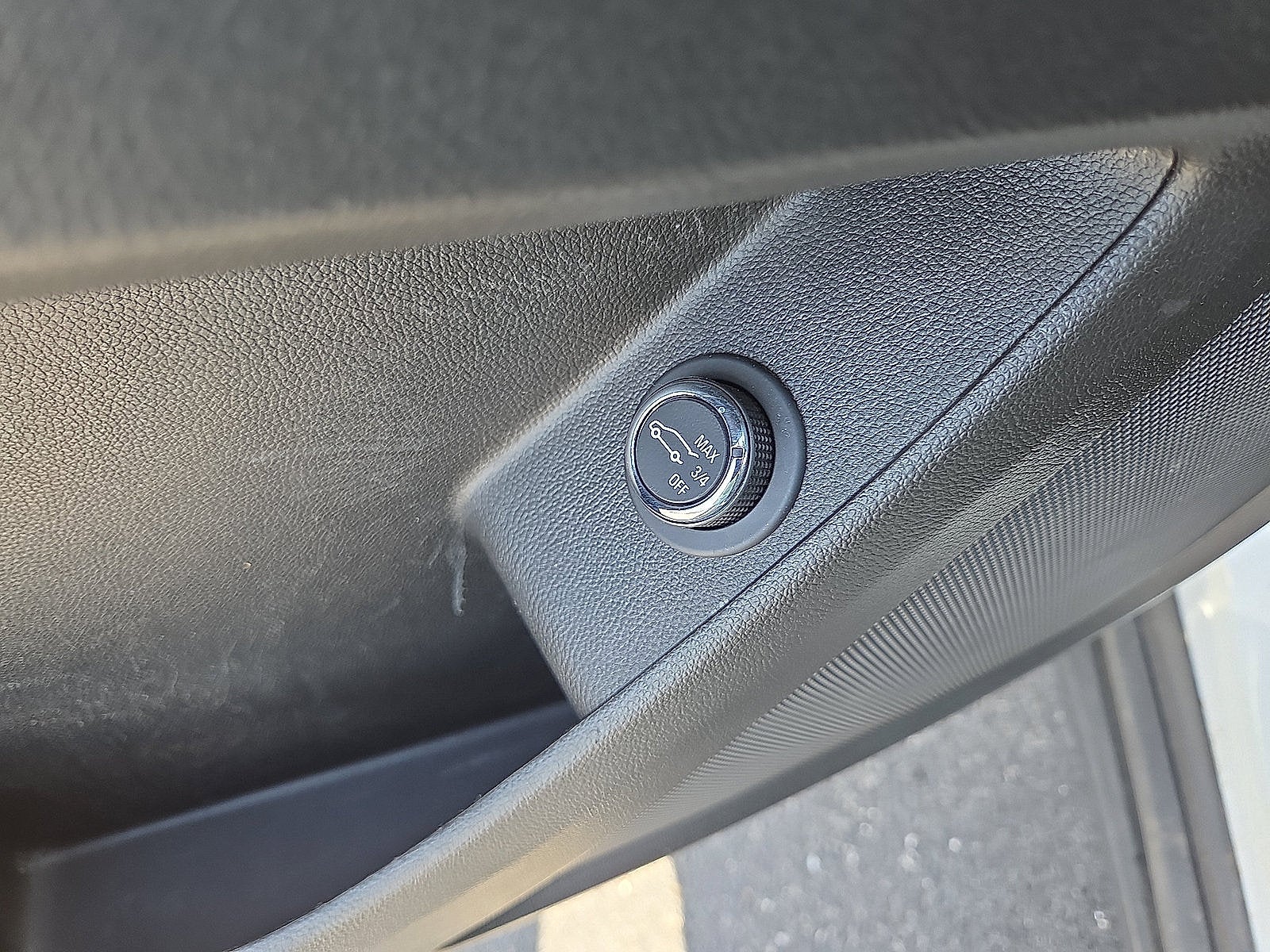 2023 Chevrolet Traverse LT Cloth AWD