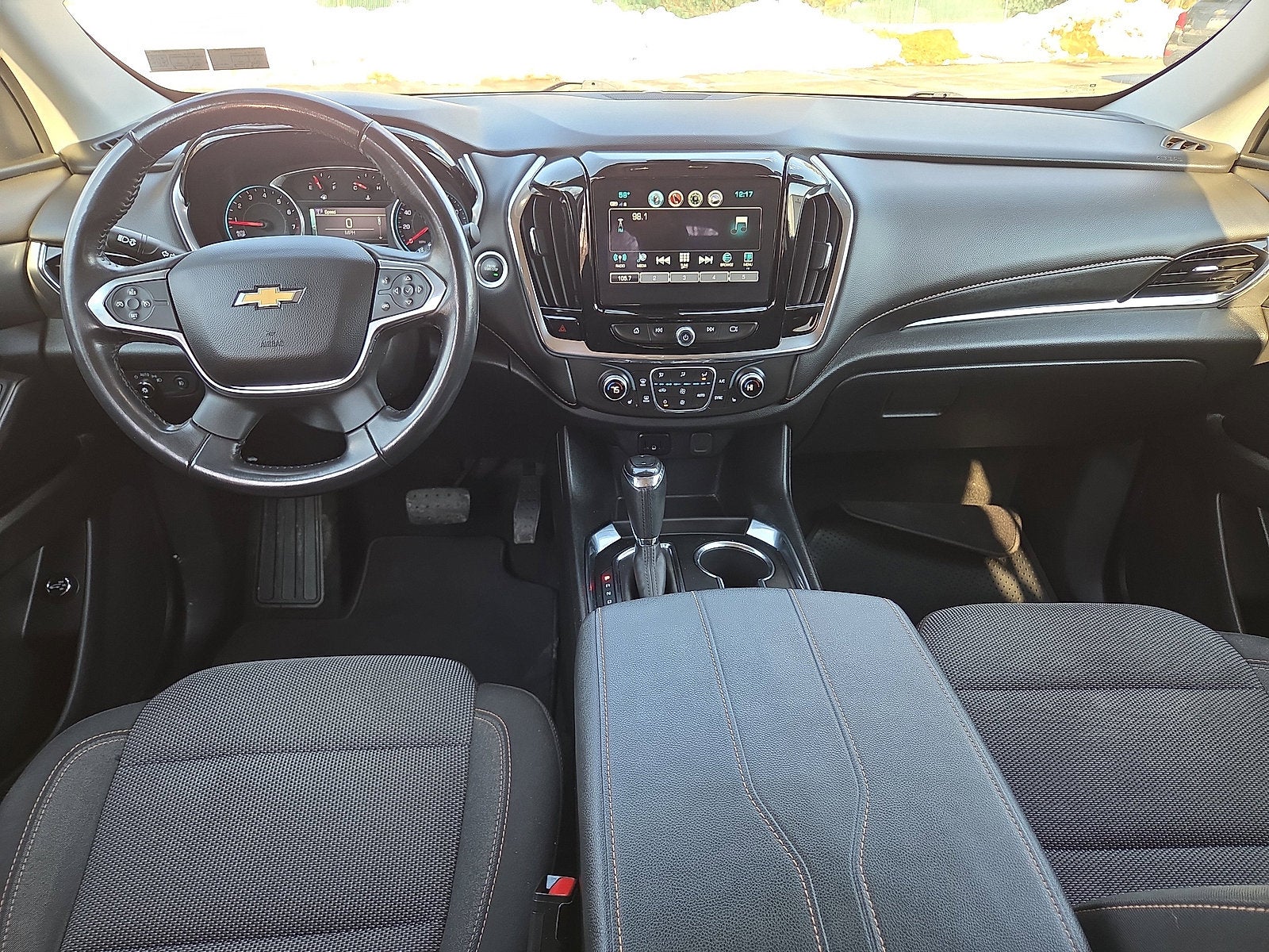 2018 Chevrolet Traverse LT Cloth 