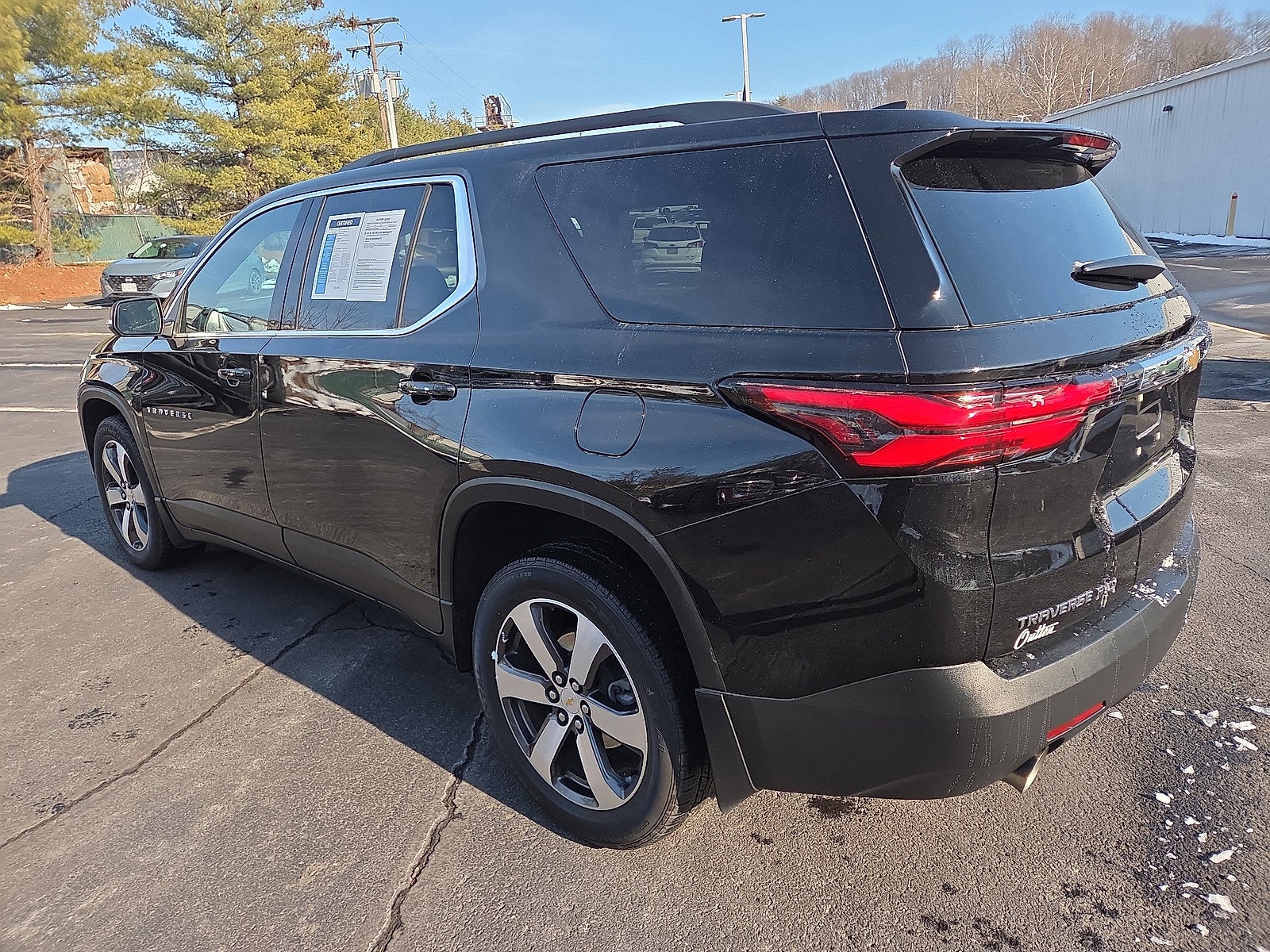 2023 Chevrolet Traverse LT Leather 