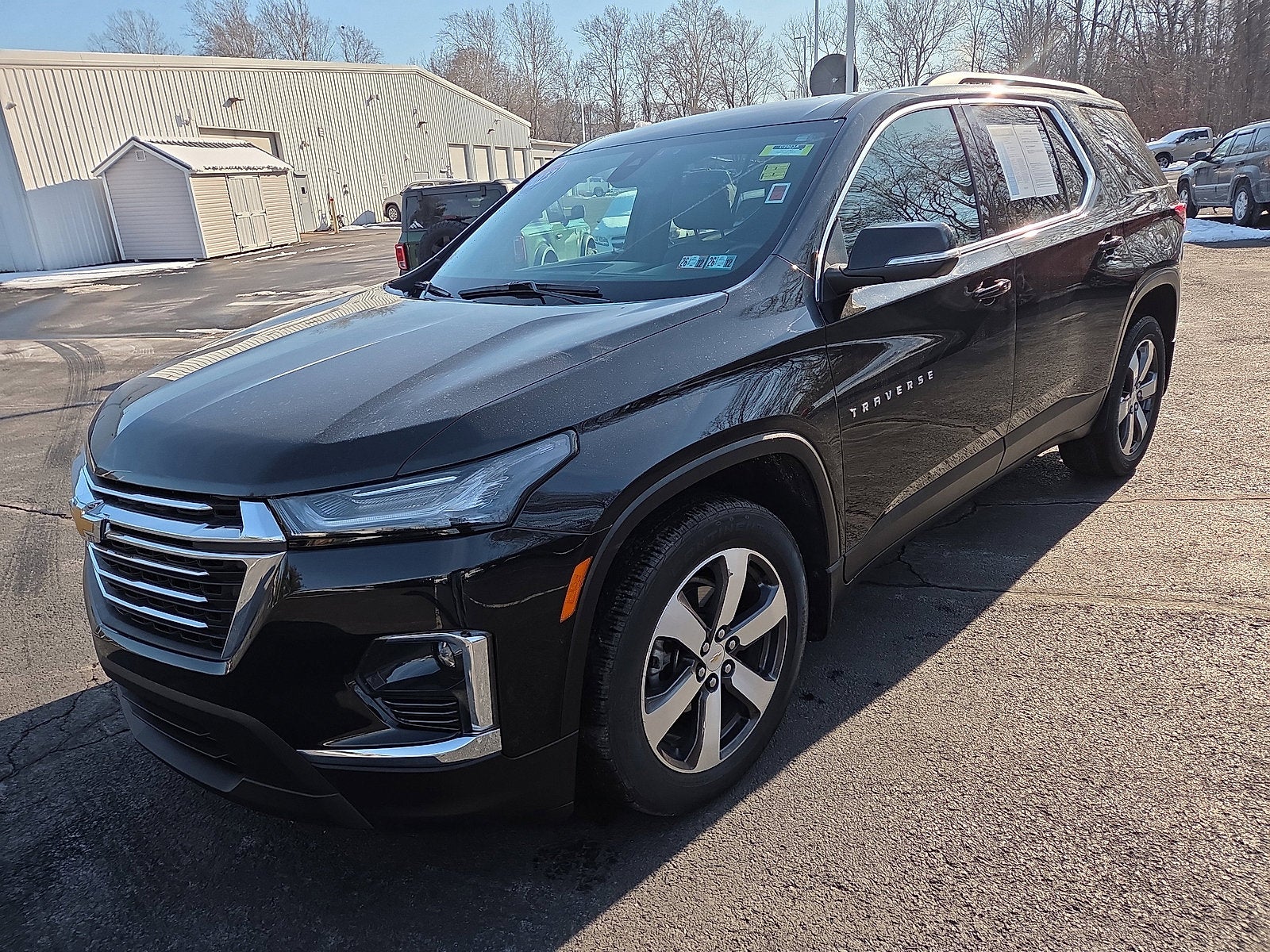 2023 Chevrolet Traverse LT Leather 