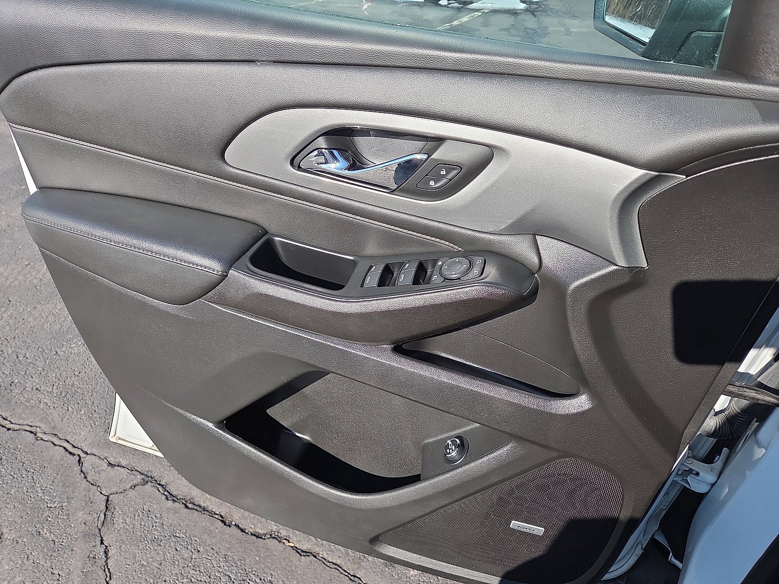 2023 Chevrolet Traverse LT Leather AWD