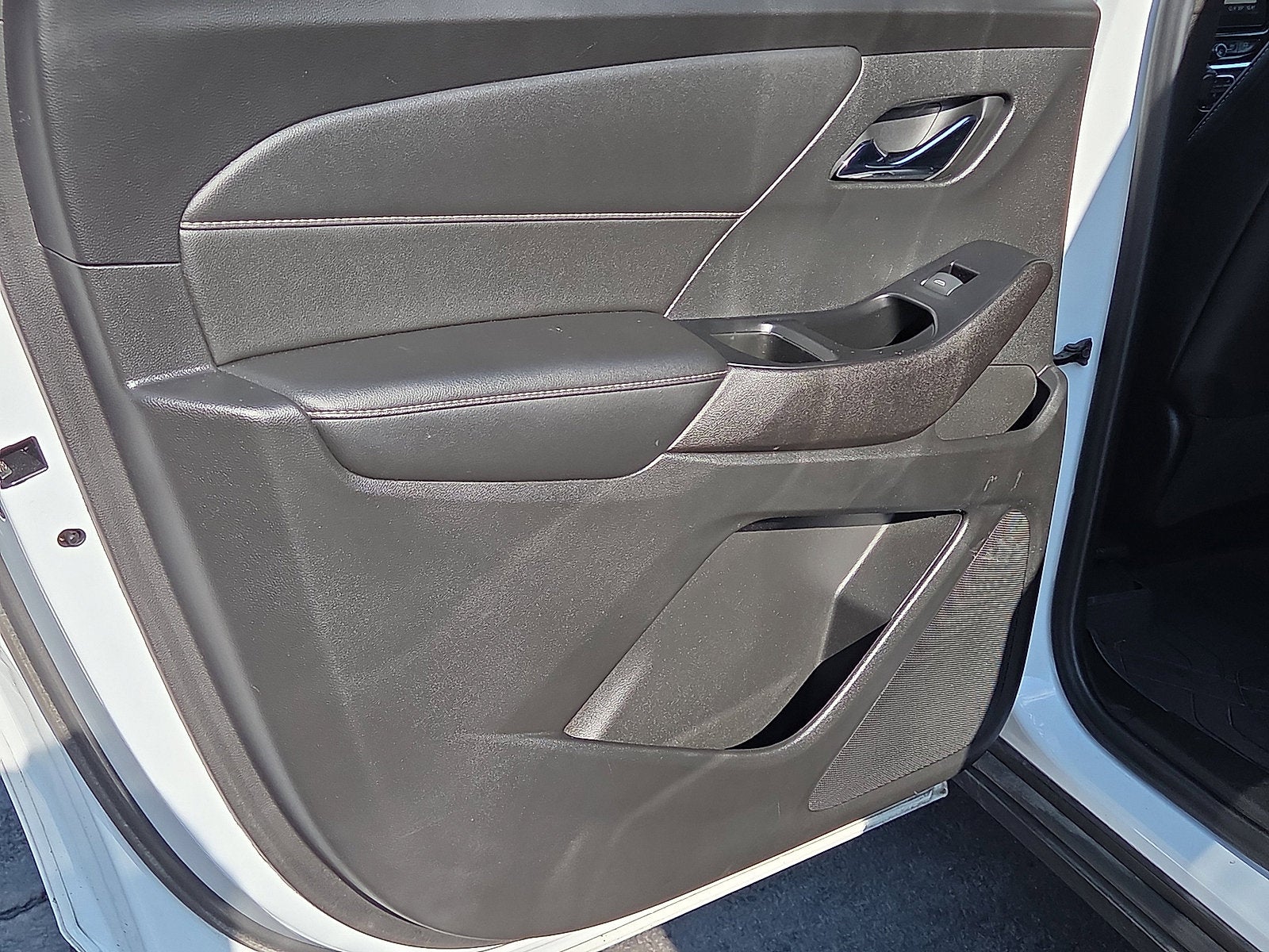 2023 Chevrolet Traverse LT Leather AWD