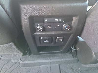 2023 Chevrolet Traverse LT Leather AWD