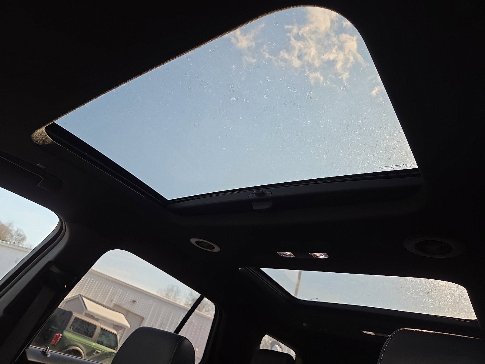 2023 Chevrolet Traverse LT Leather AWD