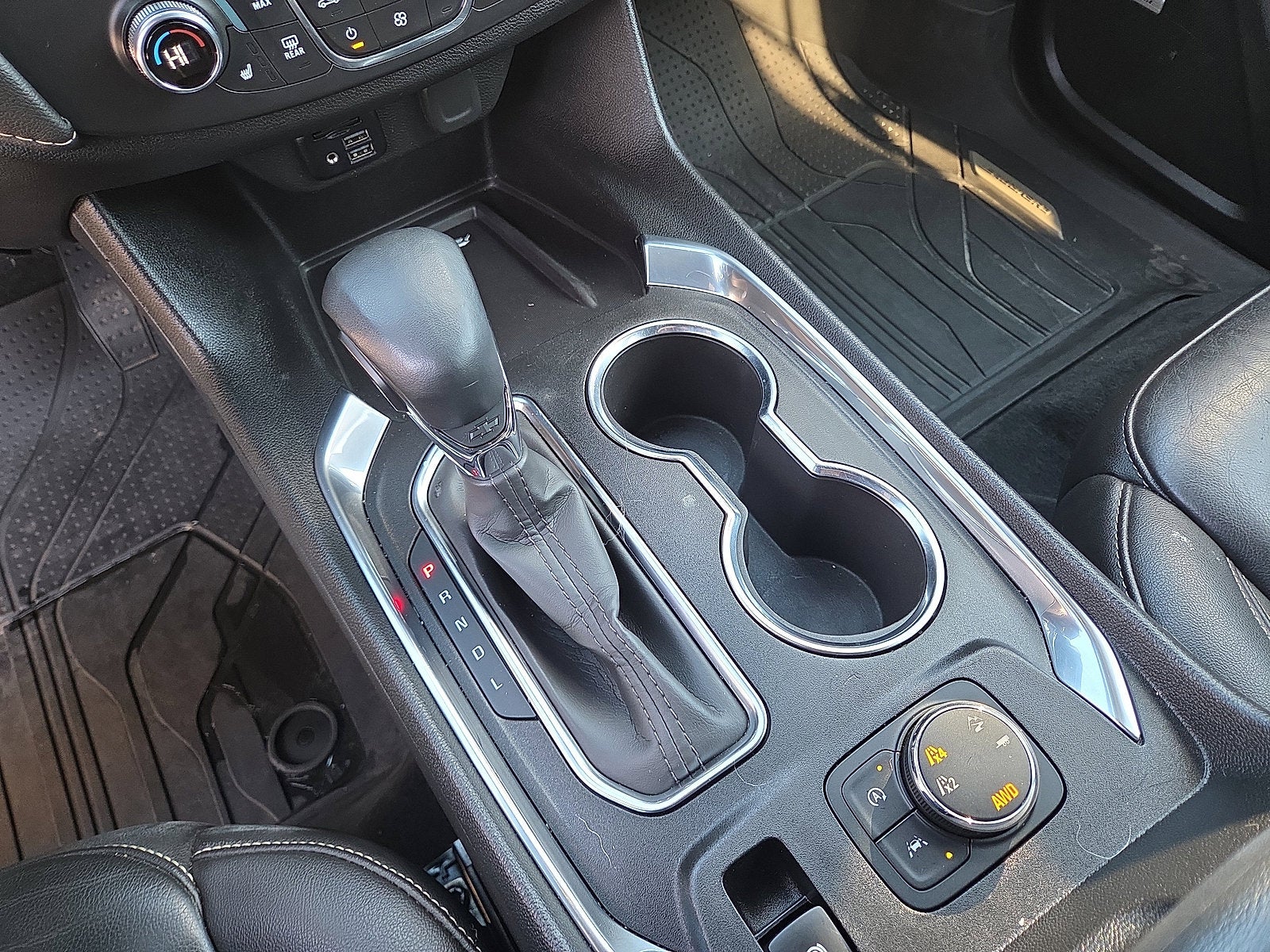 2023 Chevrolet Traverse LT Leather AWD