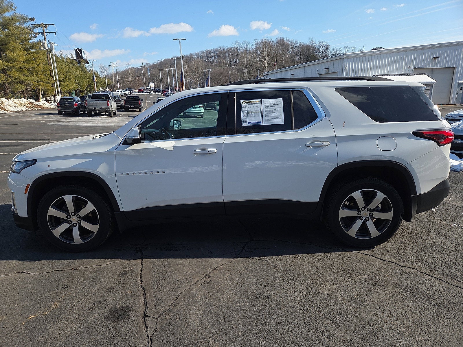 2023 Chevrolet Traverse LT Leather AWD