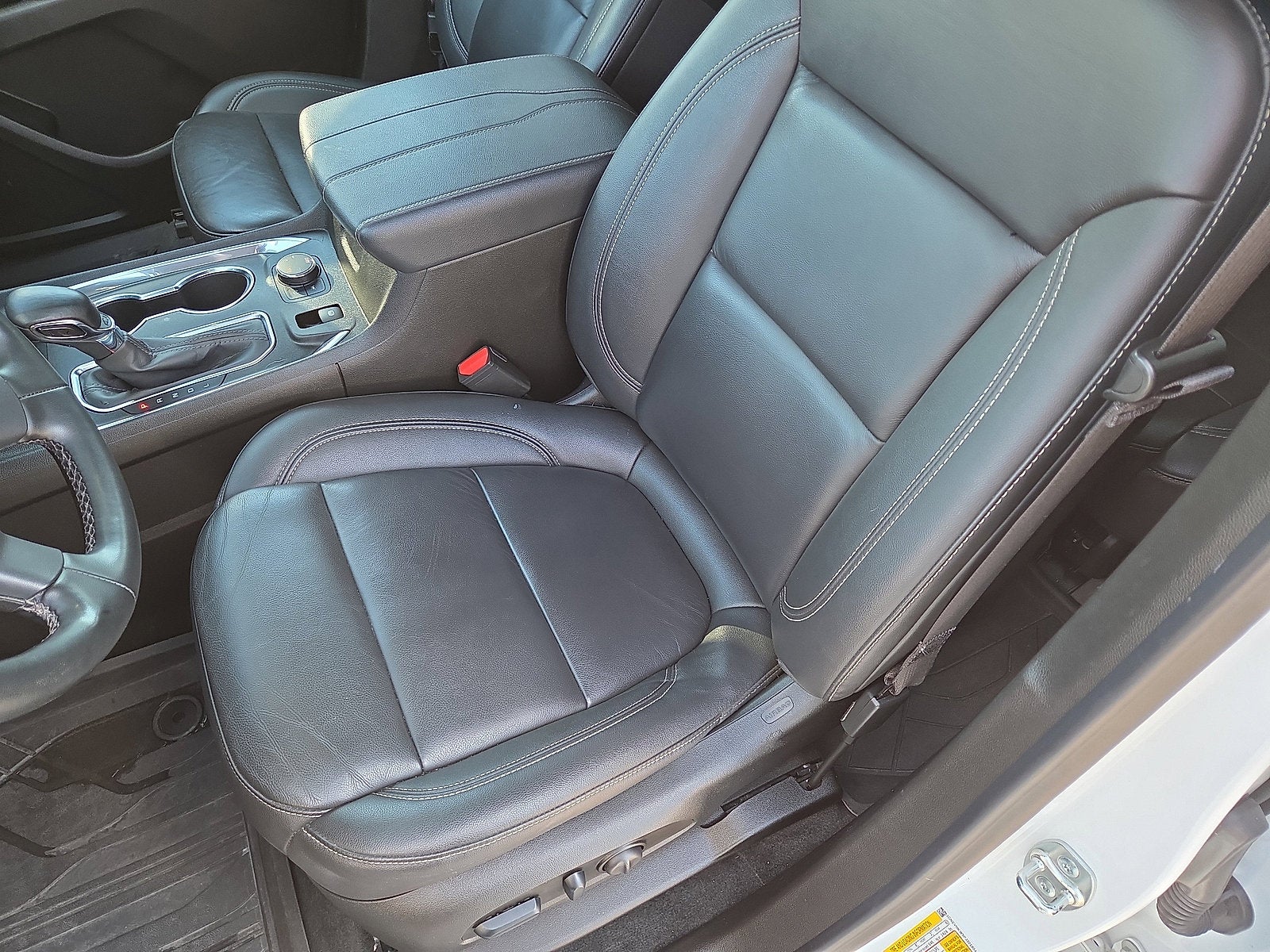 2023 Chevrolet Traverse LT Leather AWD